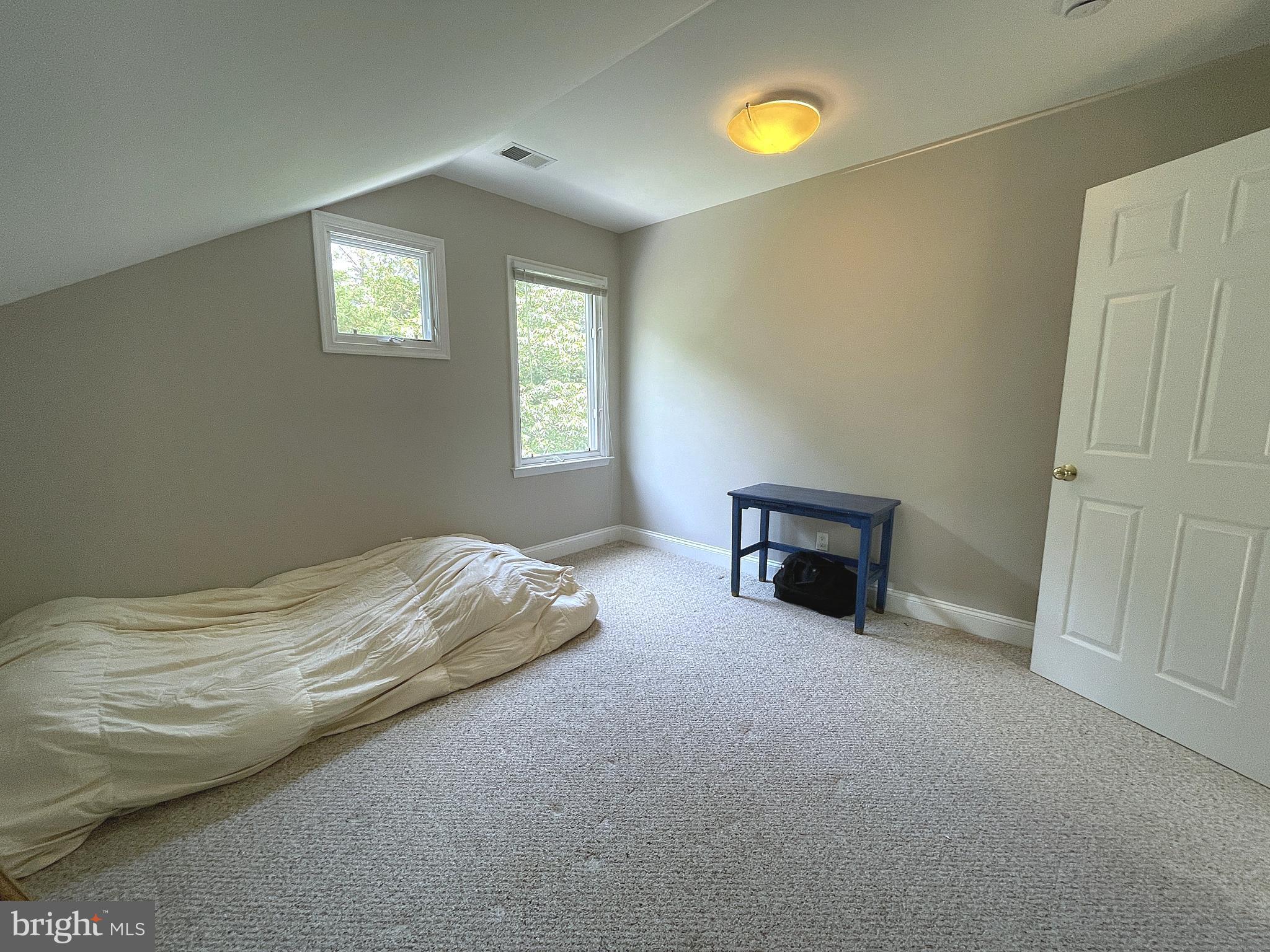 BERKSHIRE OAKWOOD - Residential
