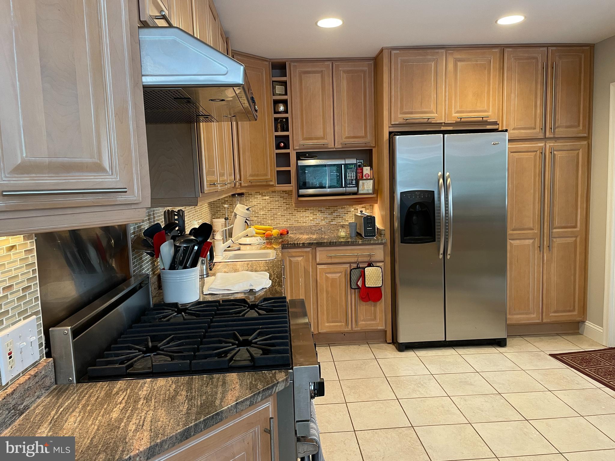 BERKSHIRE OAKWOOD - Residential