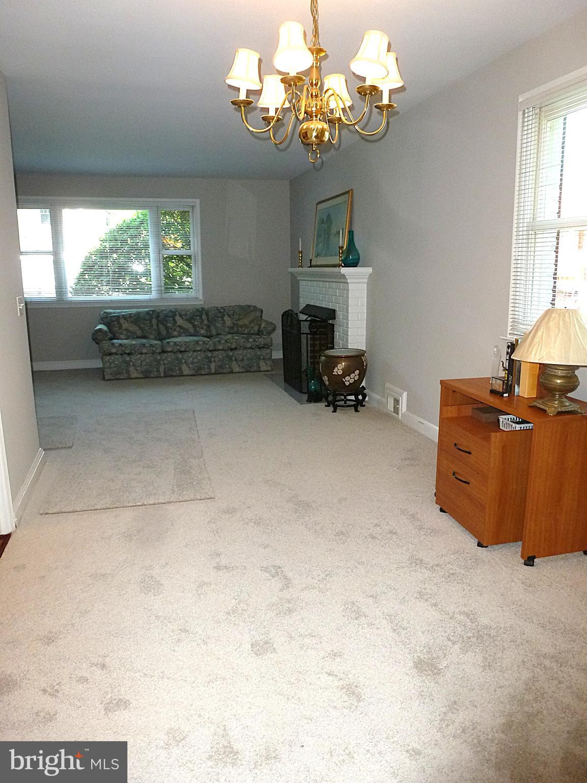 BERKSHIRE OAKWOOD - Residential
