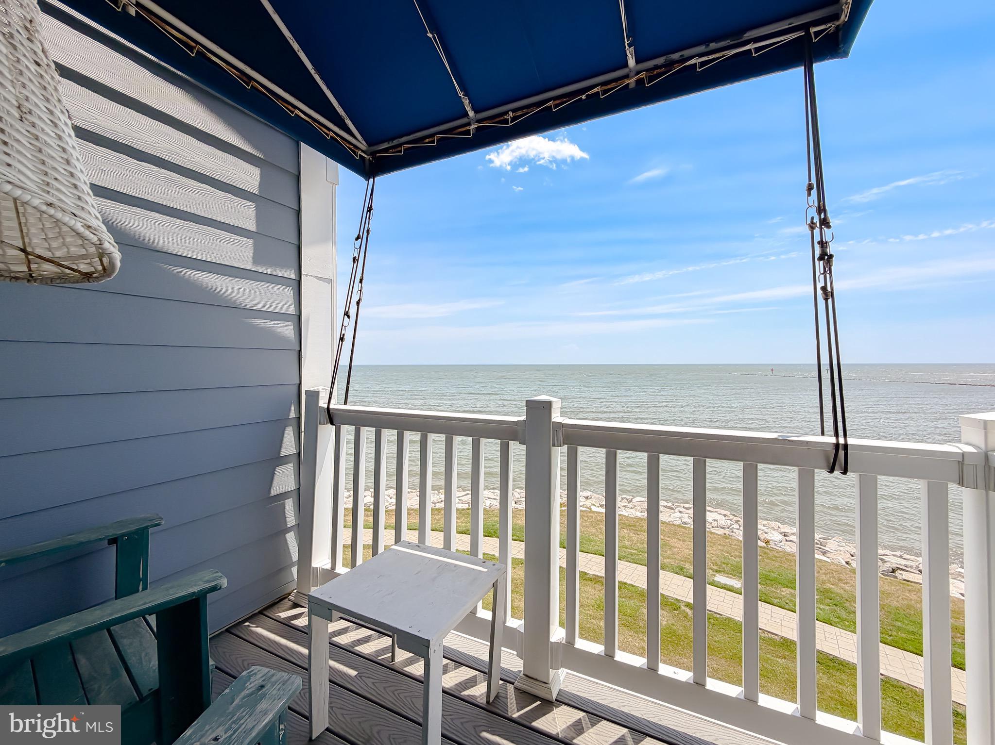 WINDWARD KEY - Residential