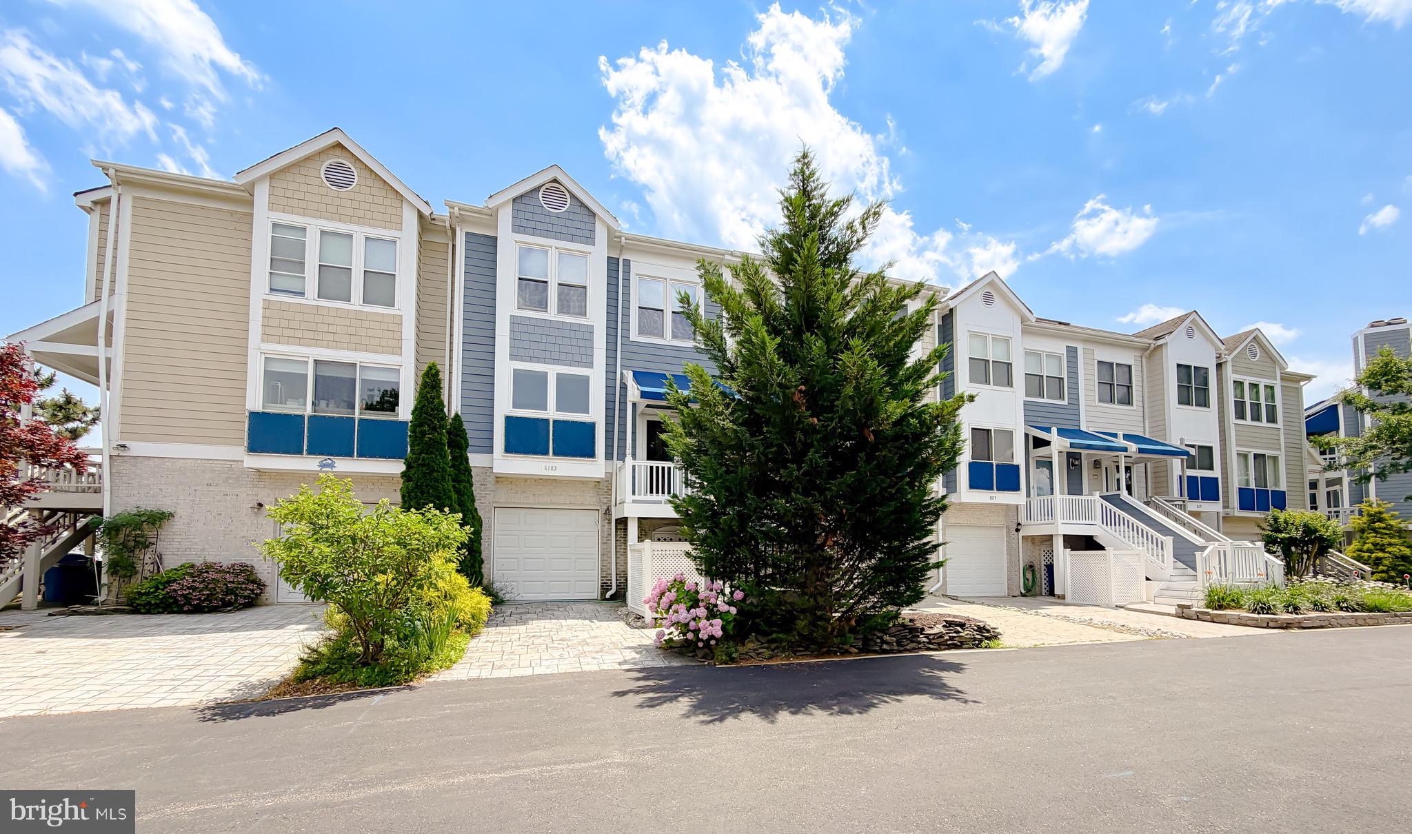 WINDWARD KEY - Residential