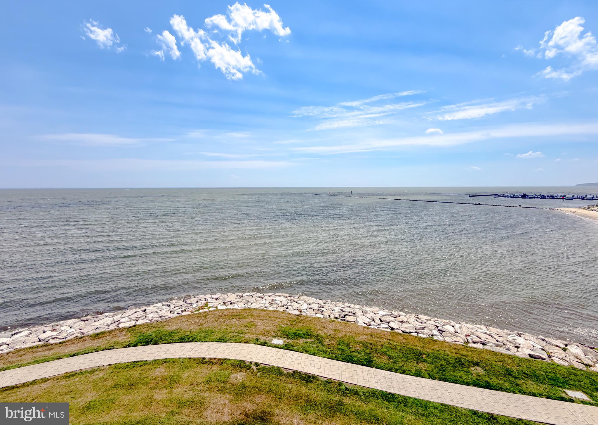 WINDWARD KEY - Residential