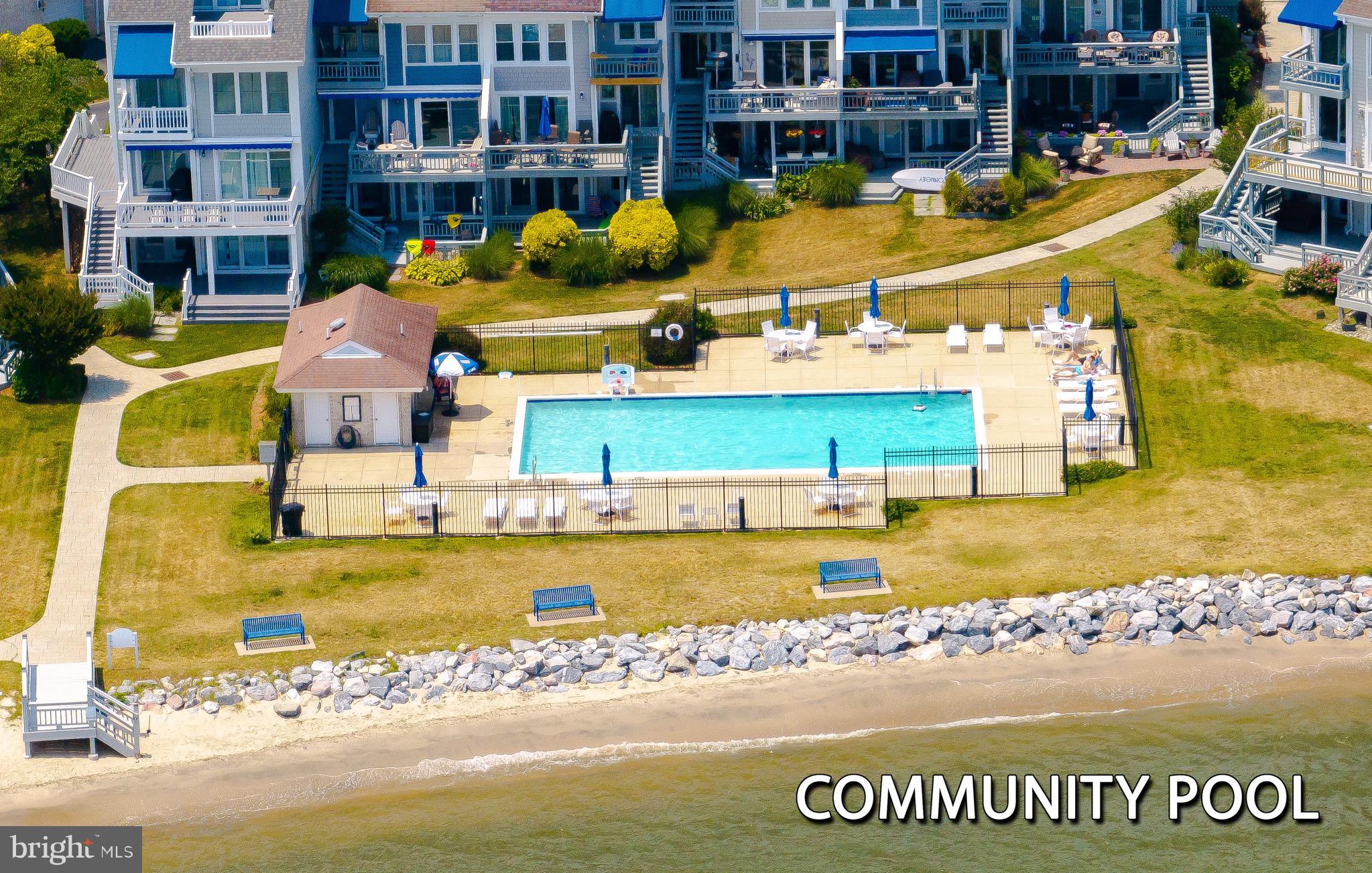WINDWARD KEY - Residential
