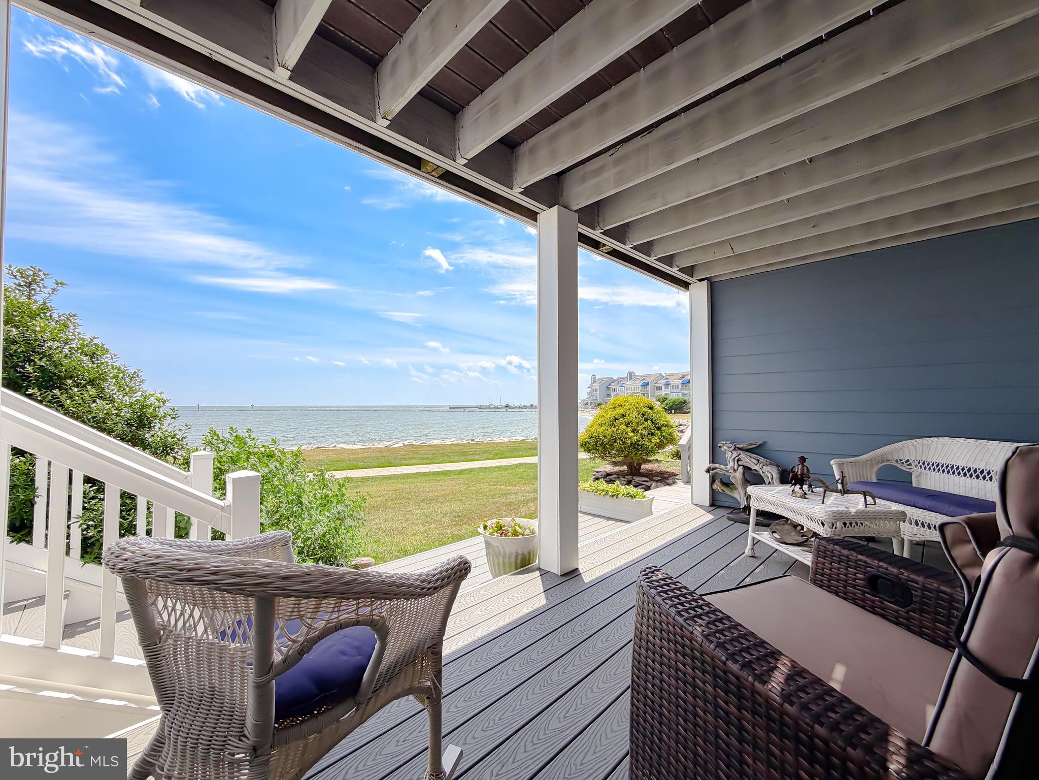 WINDWARD KEY - Residential