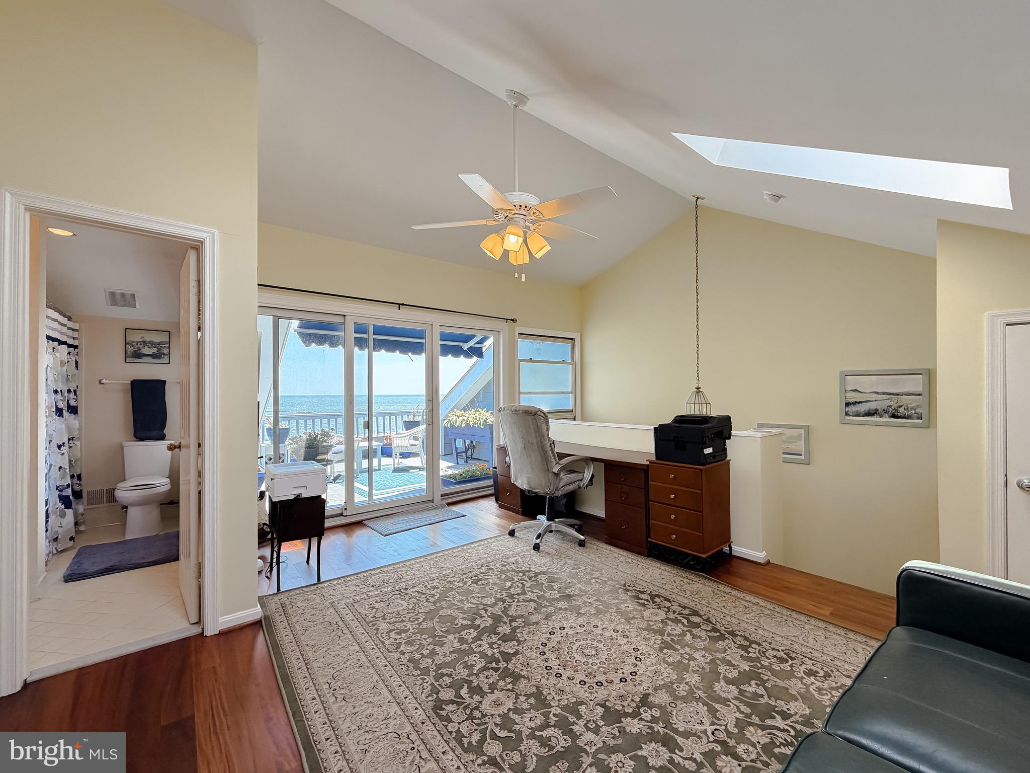 WINDWARD KEY - Residential