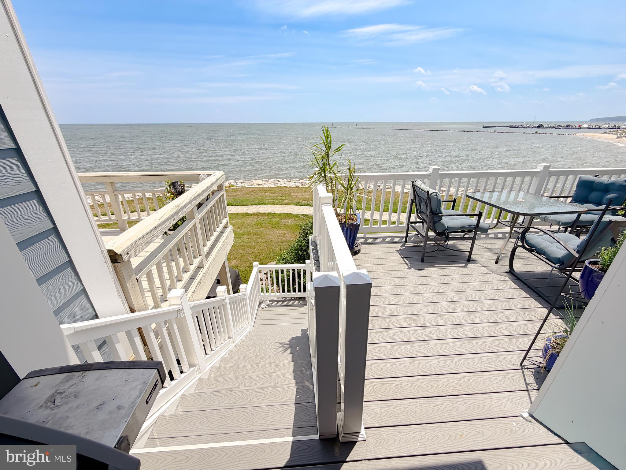 WINDWARD KEY - Residential