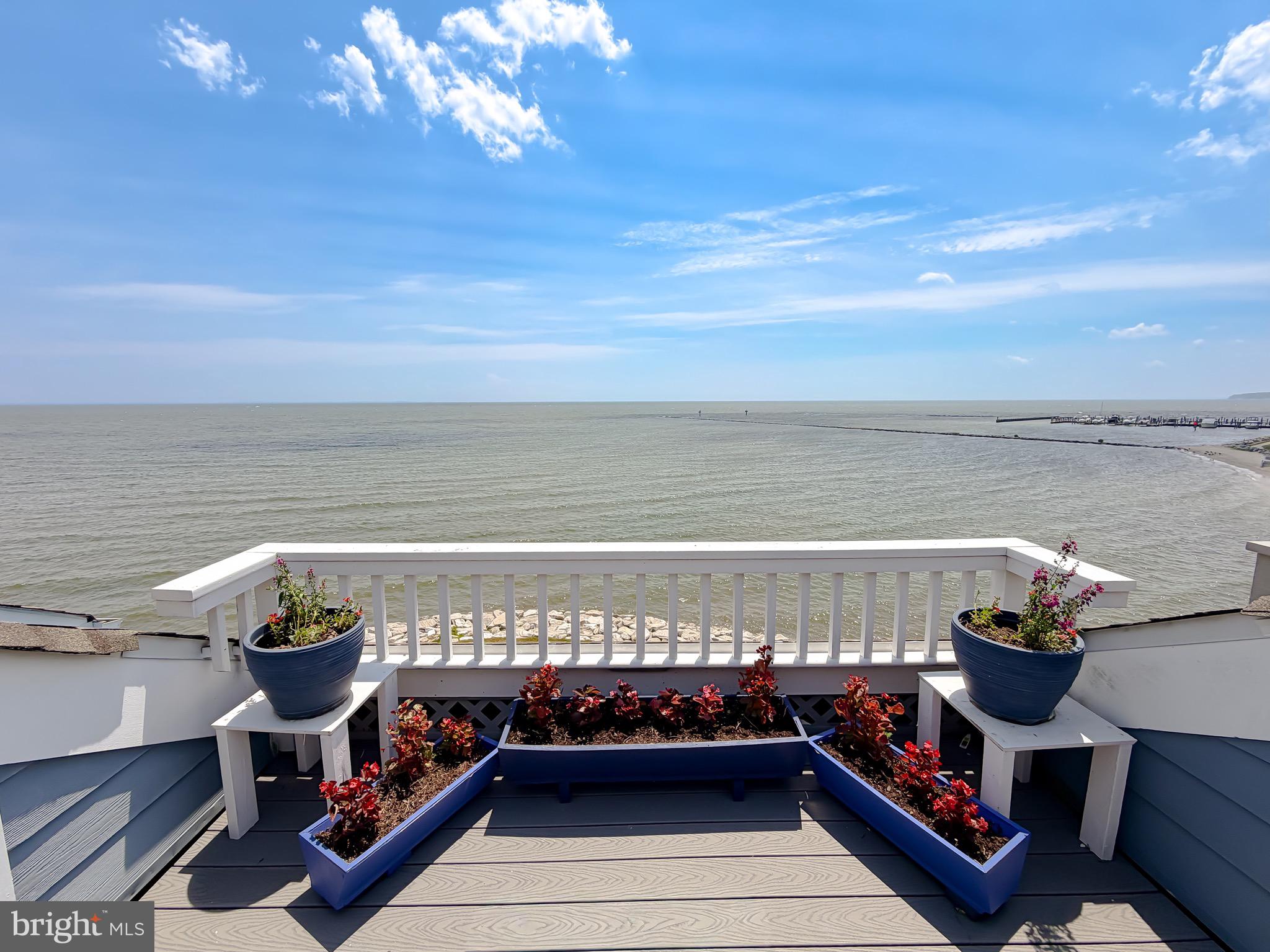 WINDWARD KEY - Residential