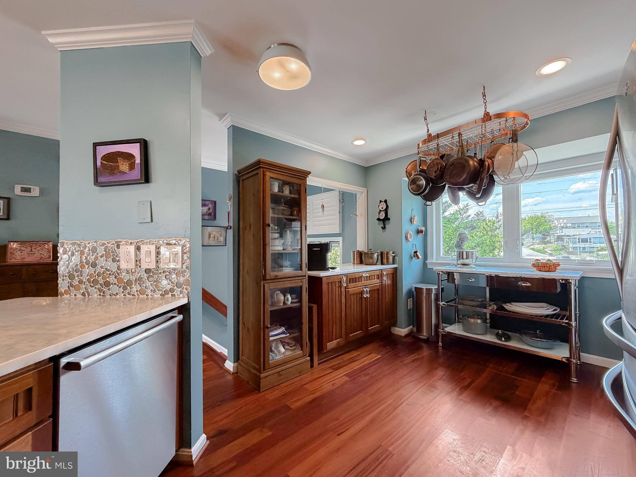 WINDWARD KEY - Residential