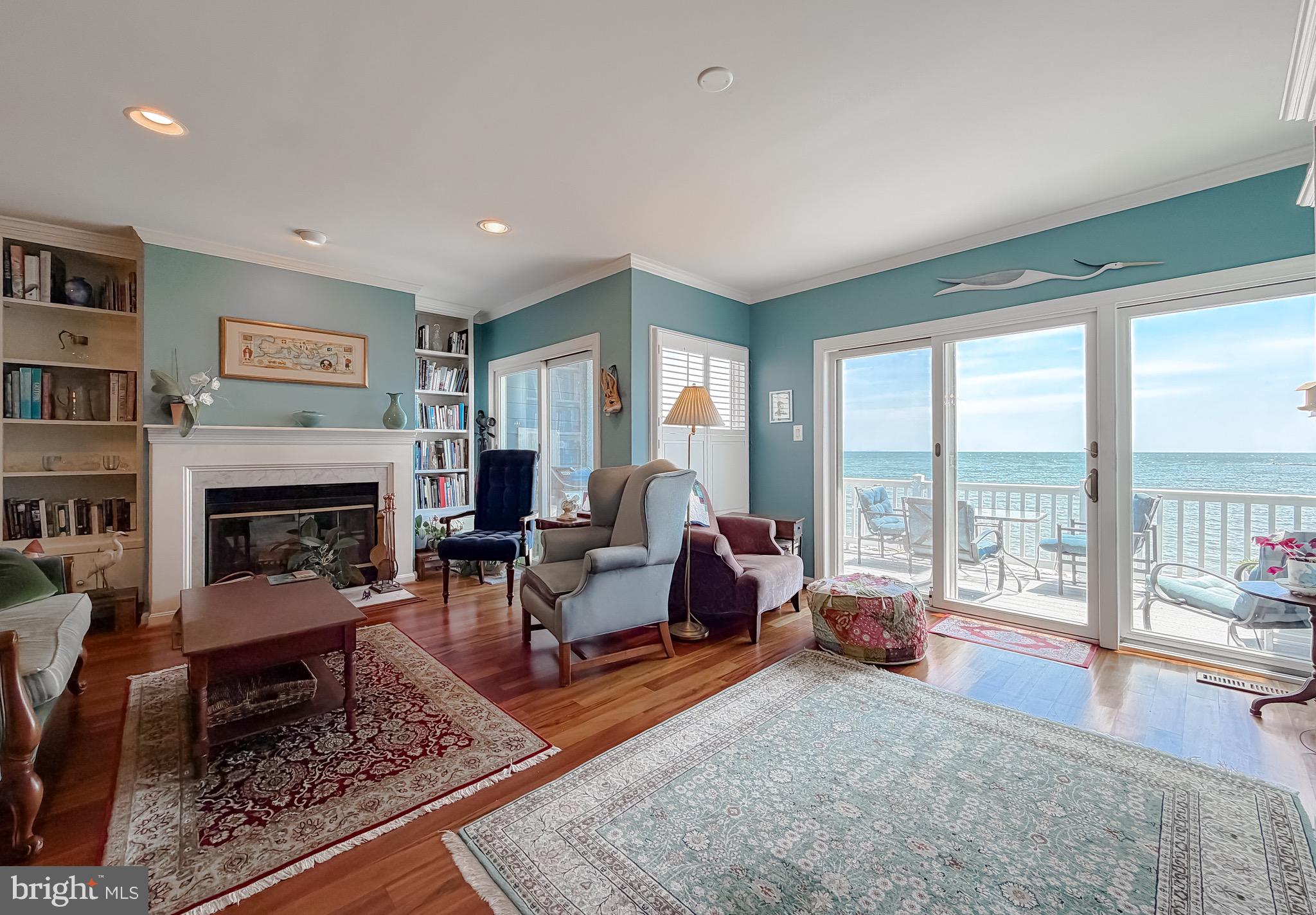 WINDWARD KEY - Residential