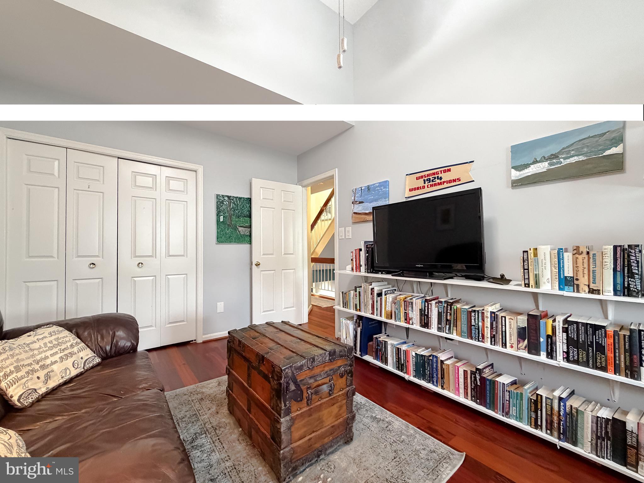 WINDWARD KEY - Residential