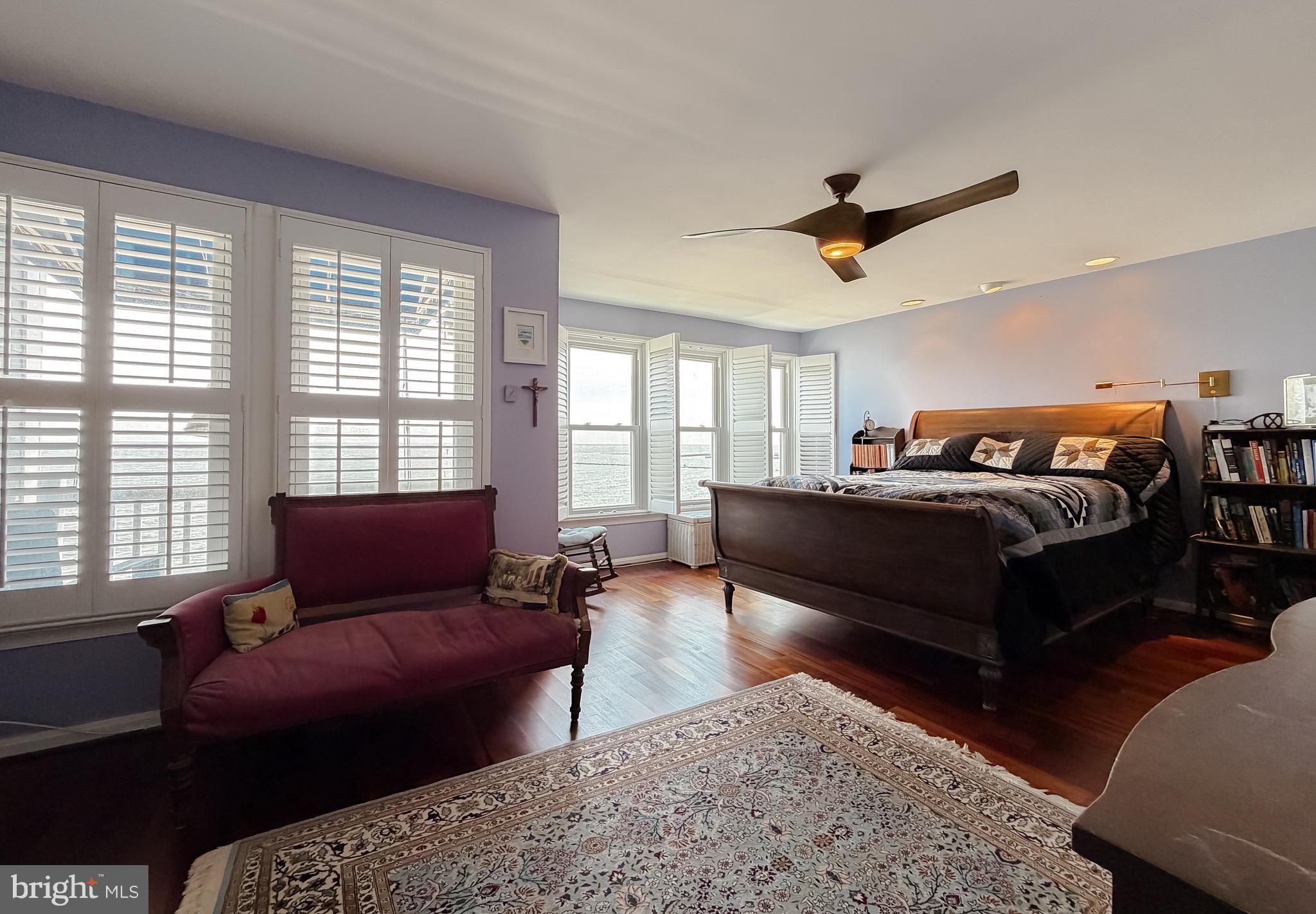 WINDWARD KEY - Residential