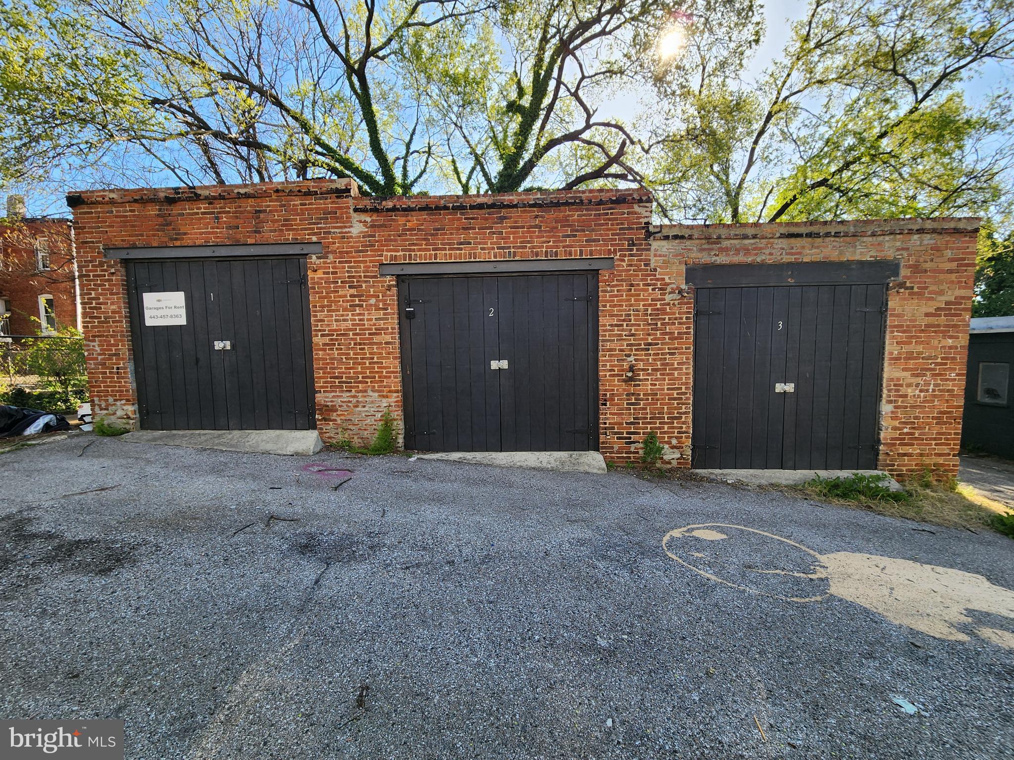 MONDAWMIN - Residential