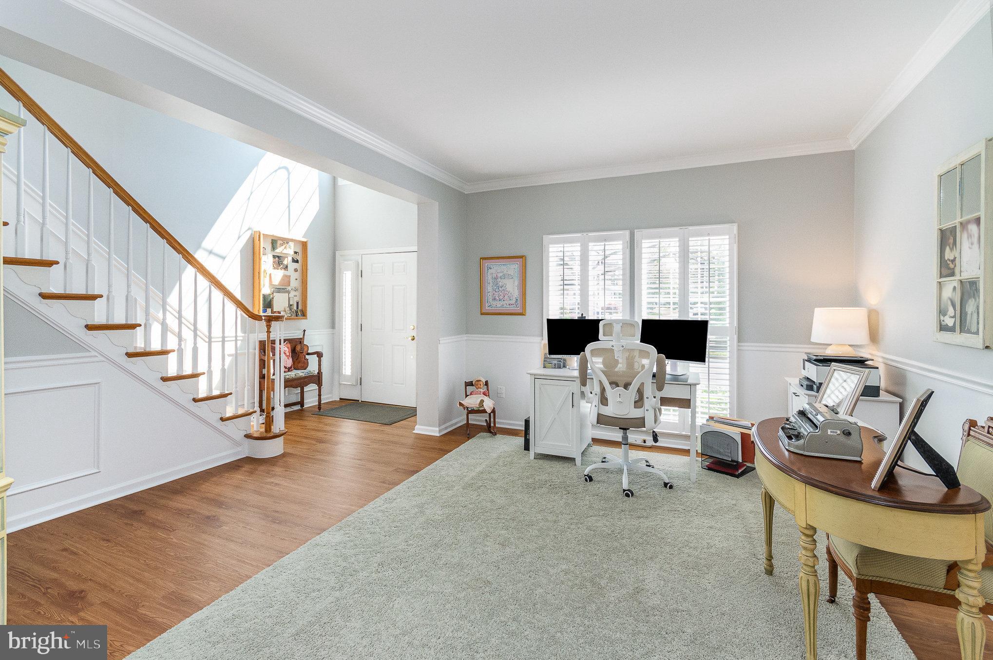 SOUTH RIDING - Residential