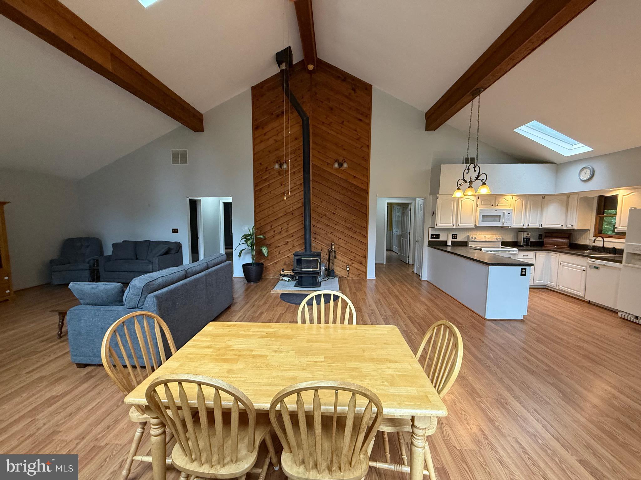 BEAVER DAM WOODS - Residential