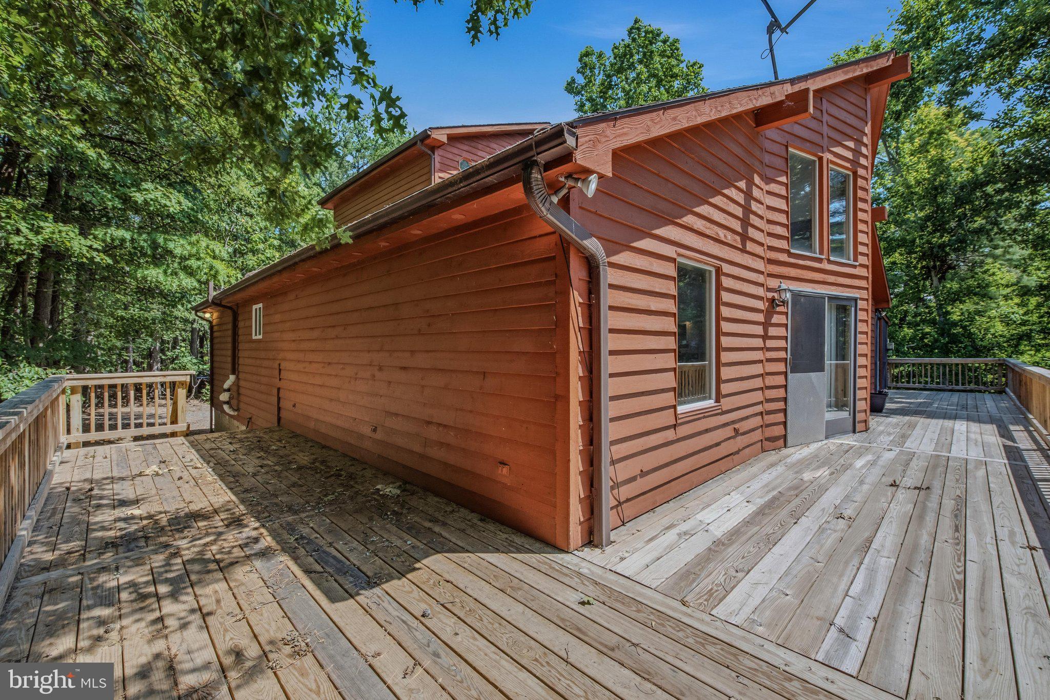 BEAVER DAM WOODS - Residential