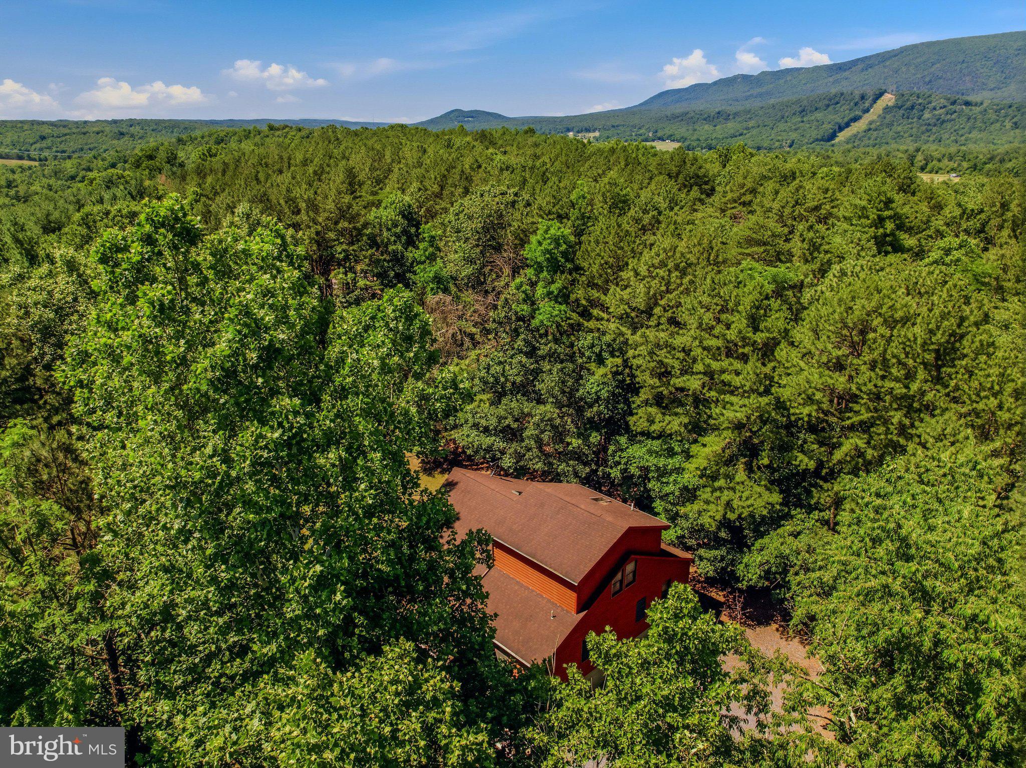 BEAVER DAM WOODS - Residential