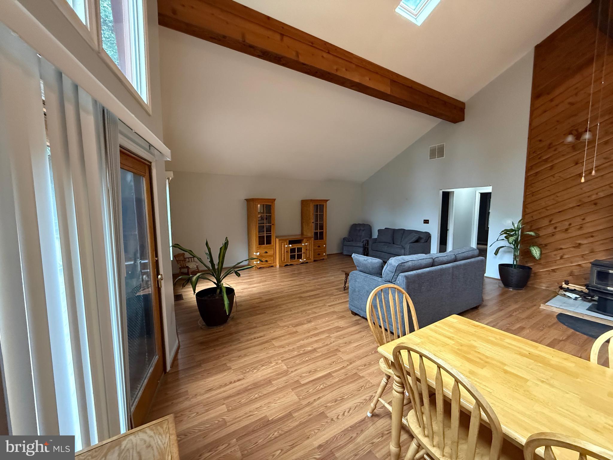 BEAVER DAM WOODS - Residential