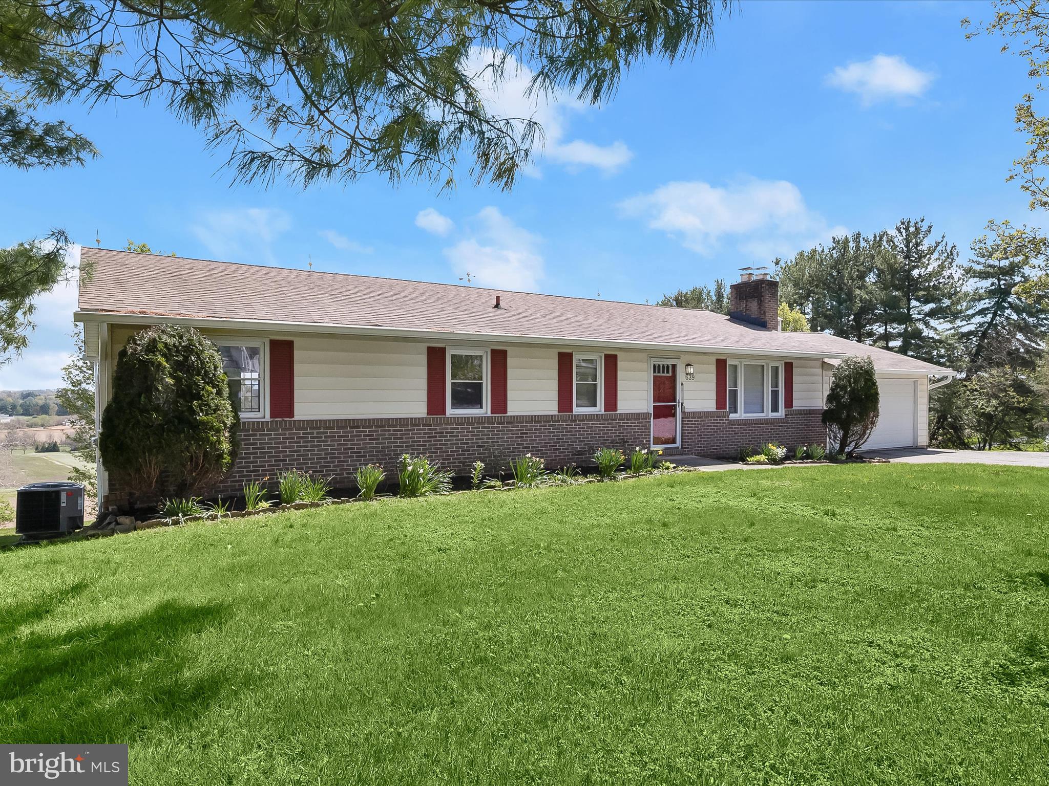 UNIONTOWN - Residential