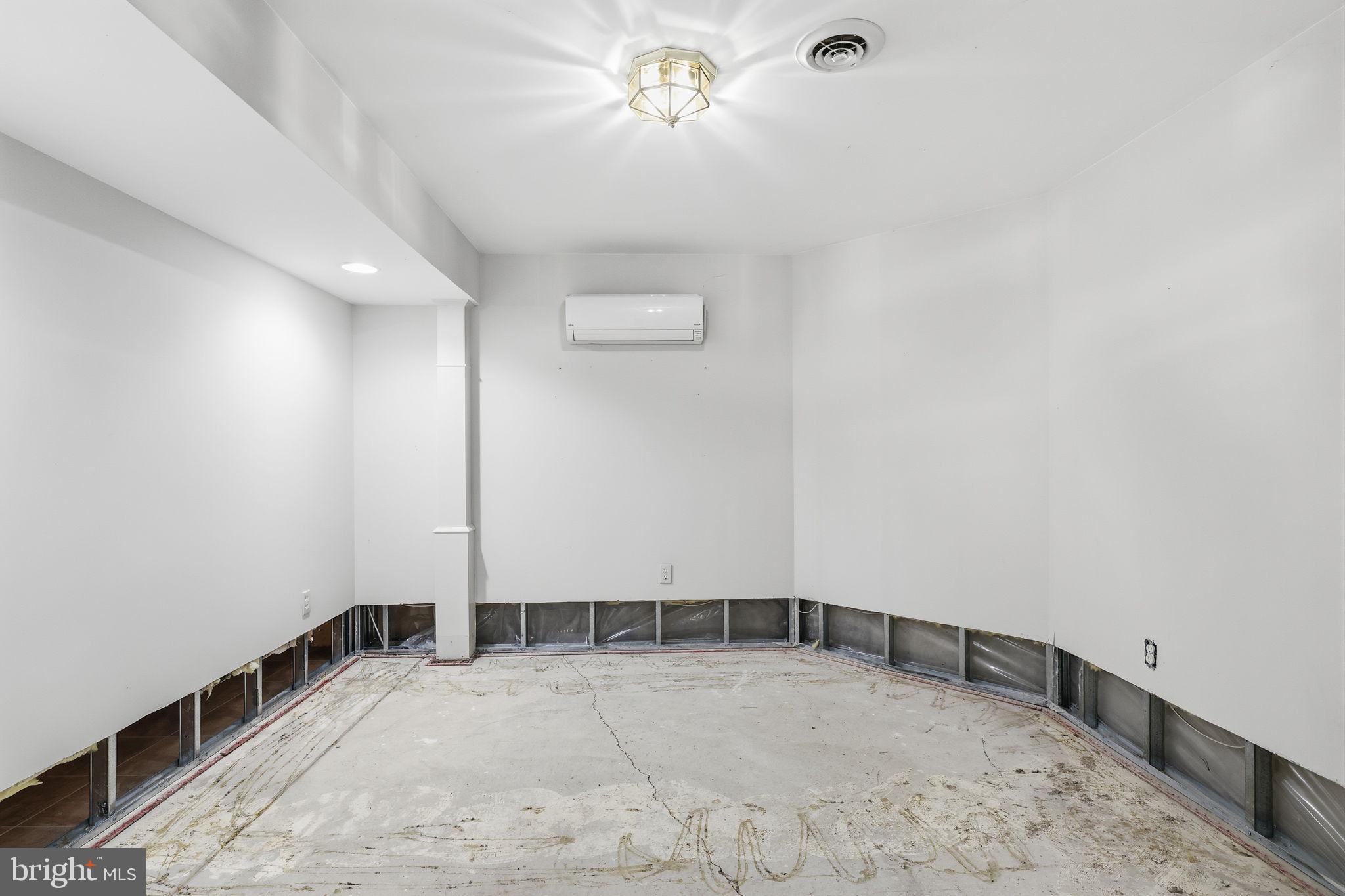 DOYLESTOWN LEA - Residential