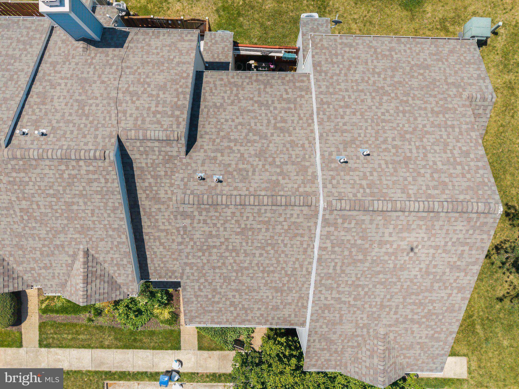 ROLLING RIDGE - Residential