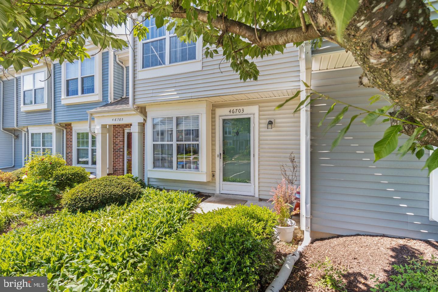ROLLING RIDGE - Residential