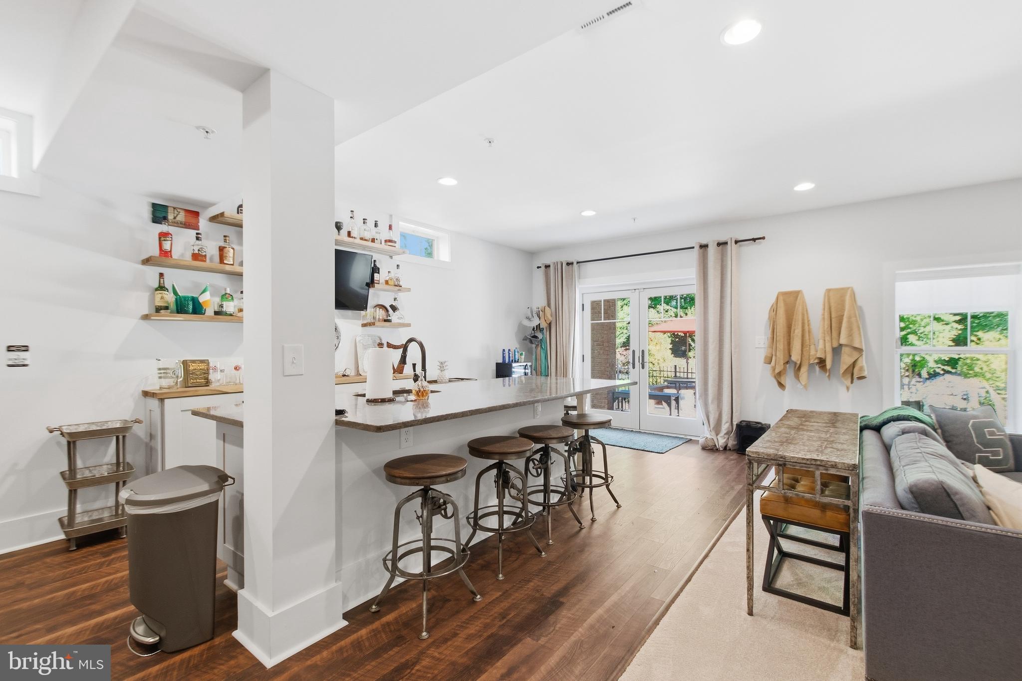 POTOMAC SHORES - Residential