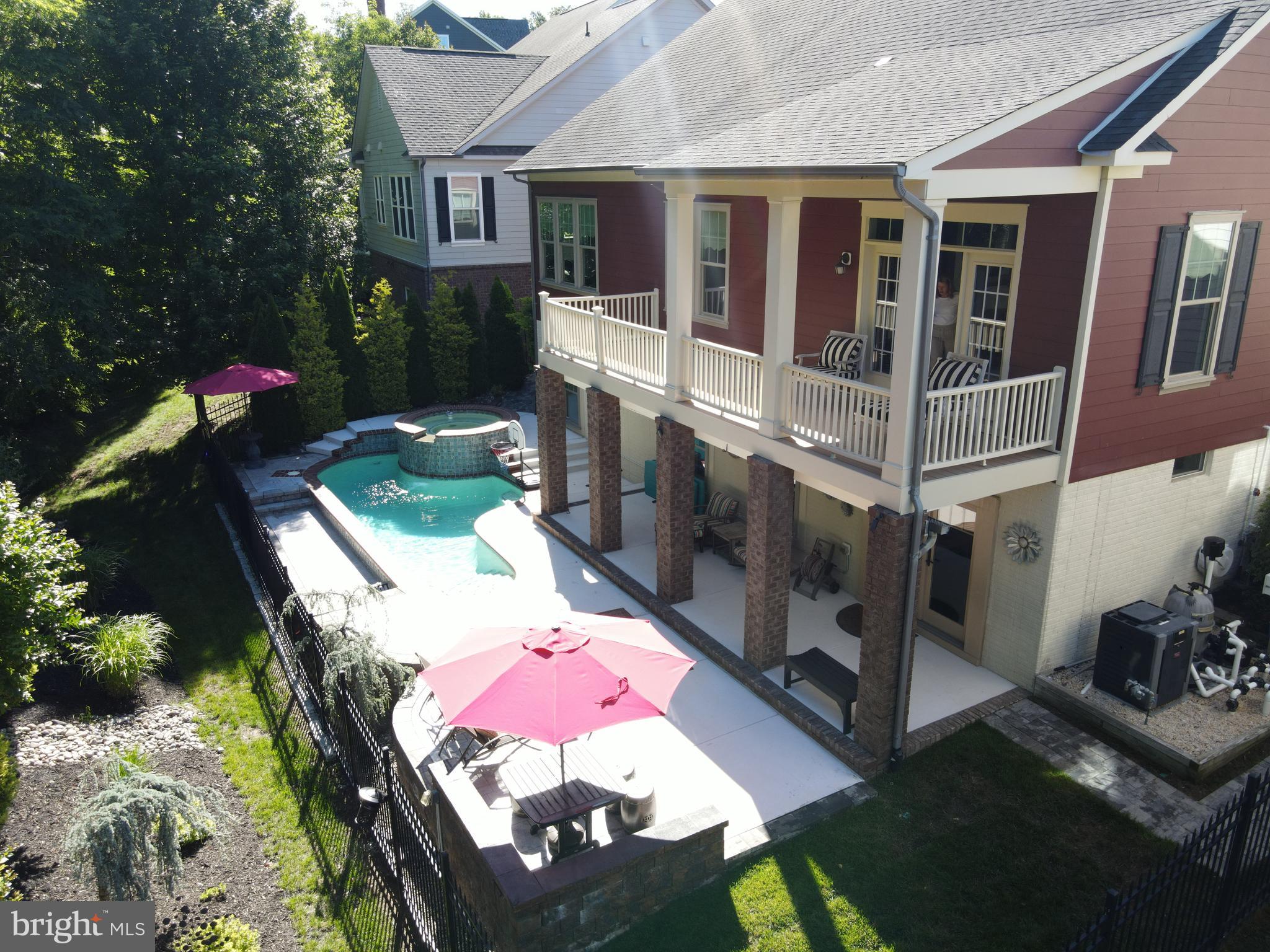 POTOMAC SHORES - Residential