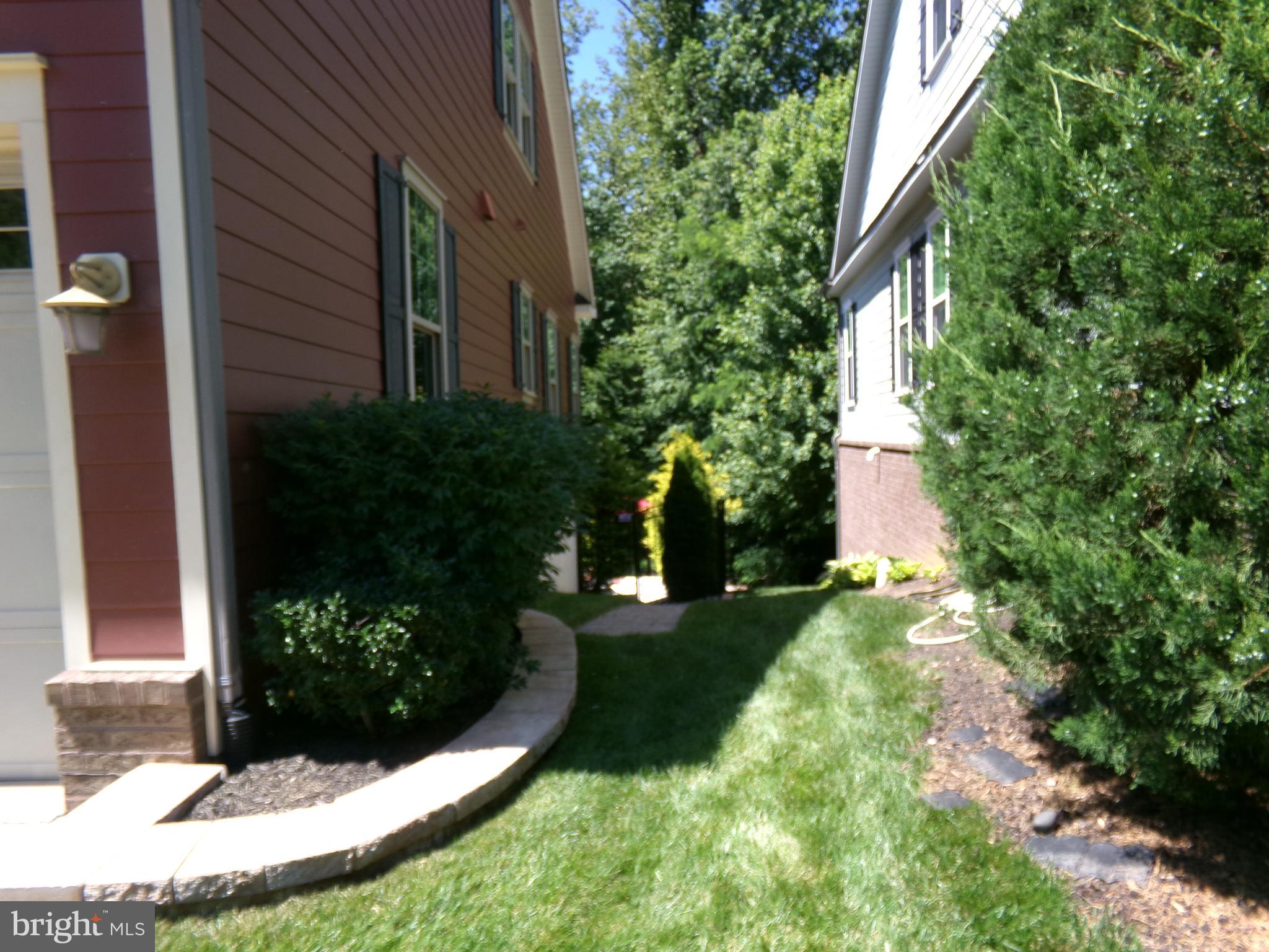 POTOMAC SHORES - Residential