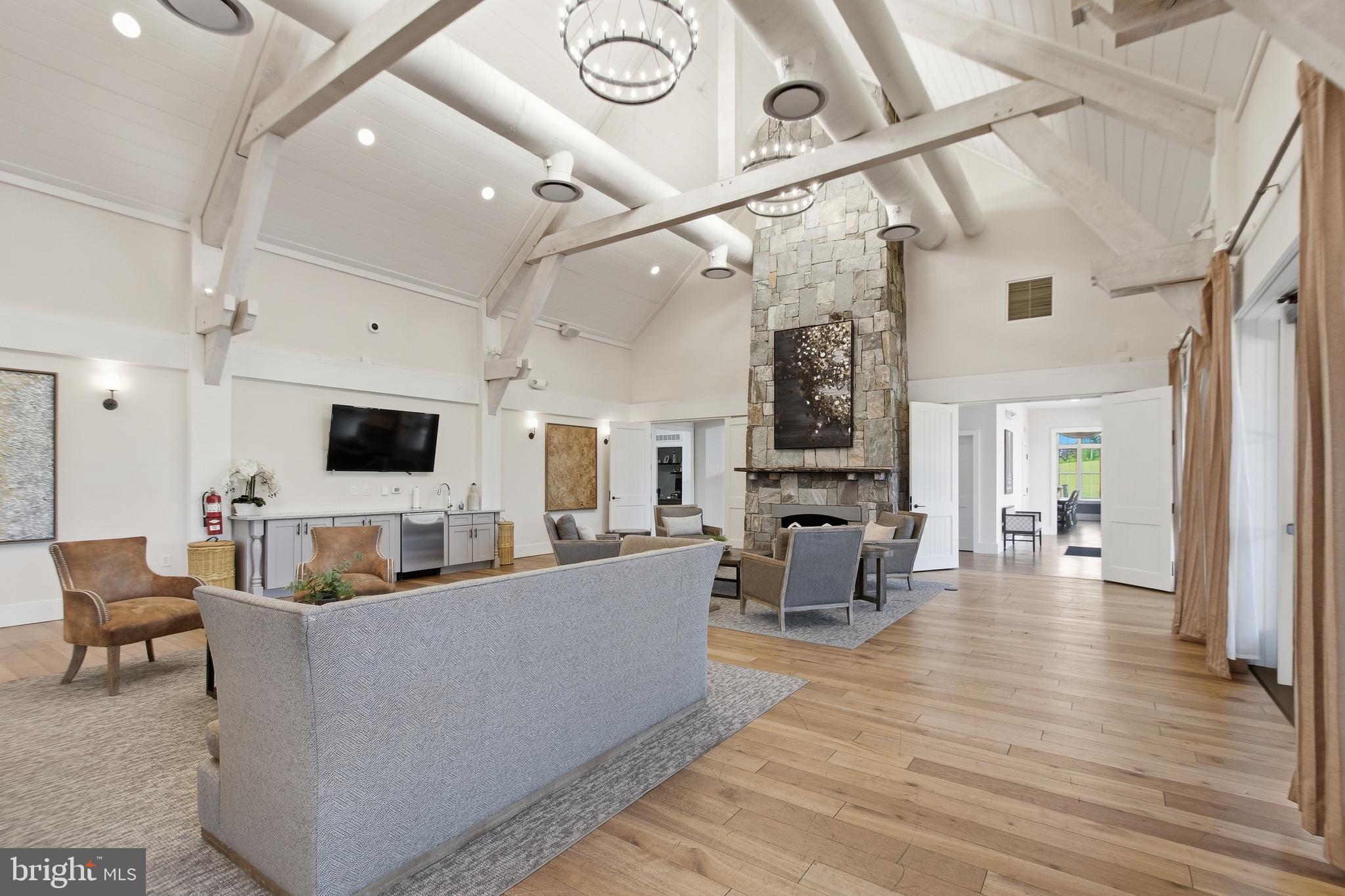 POTOMAC SHORES - Residential