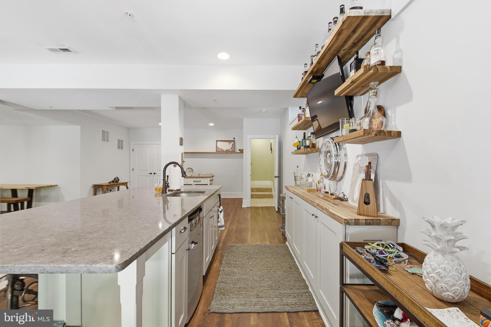 POTOMAC SHORES - Residential