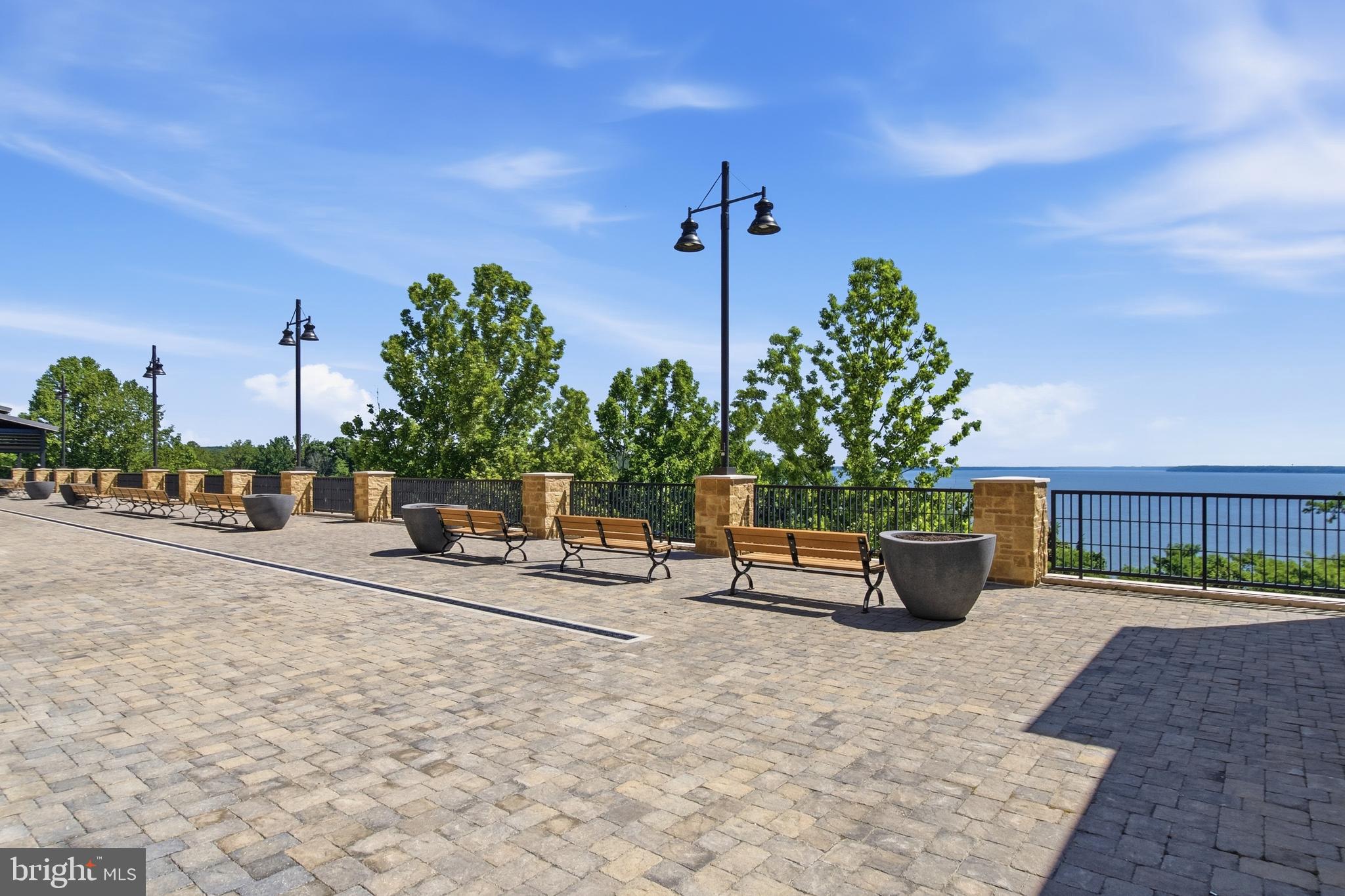 POTOMAC SHORES - Residential