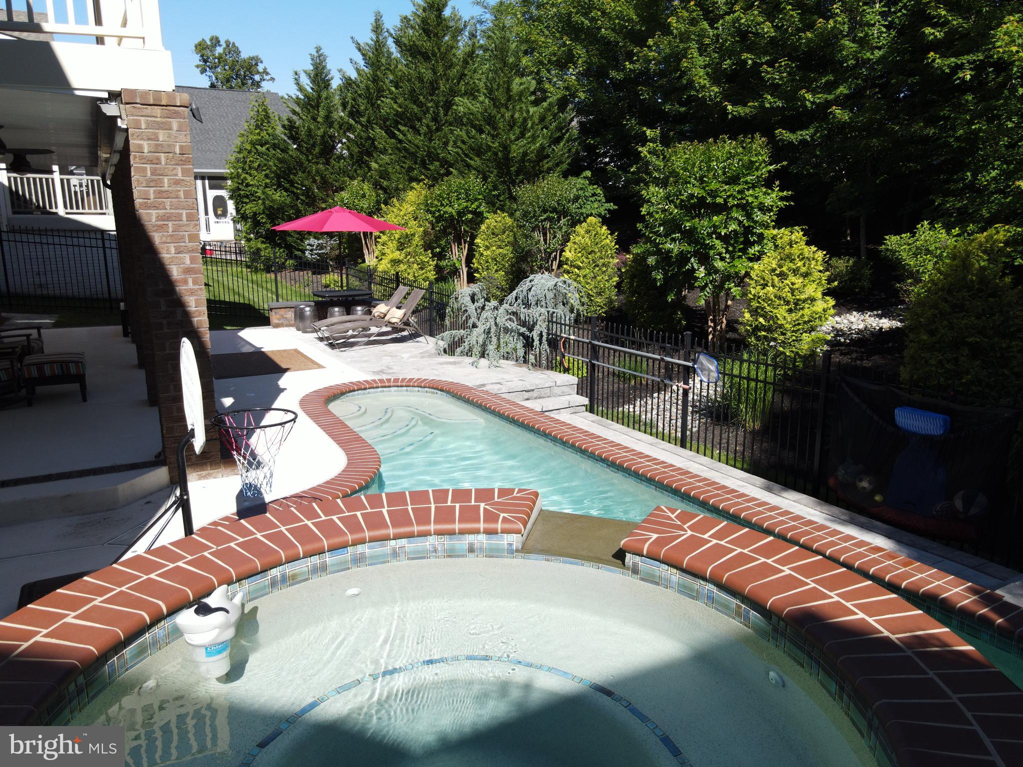POTOMAC SHORES - Residential