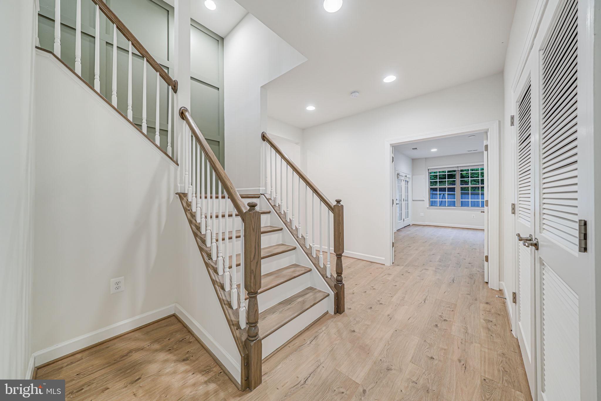 LAKE MANASSAS - Residential