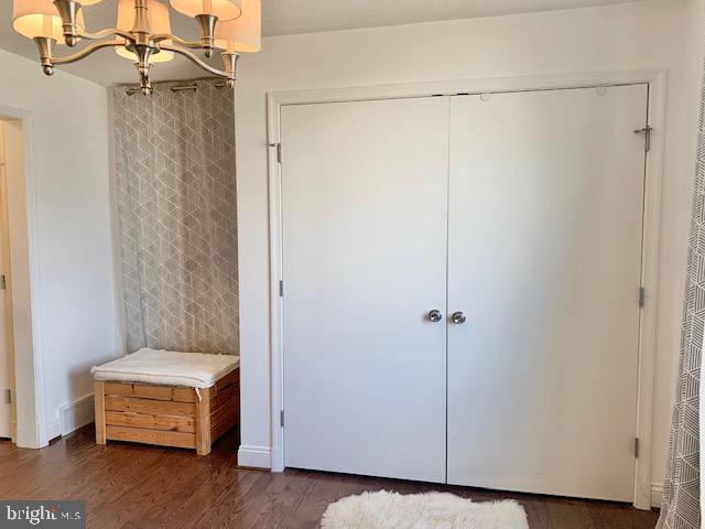 LOCUST HILL ESTATES - Residential Lease