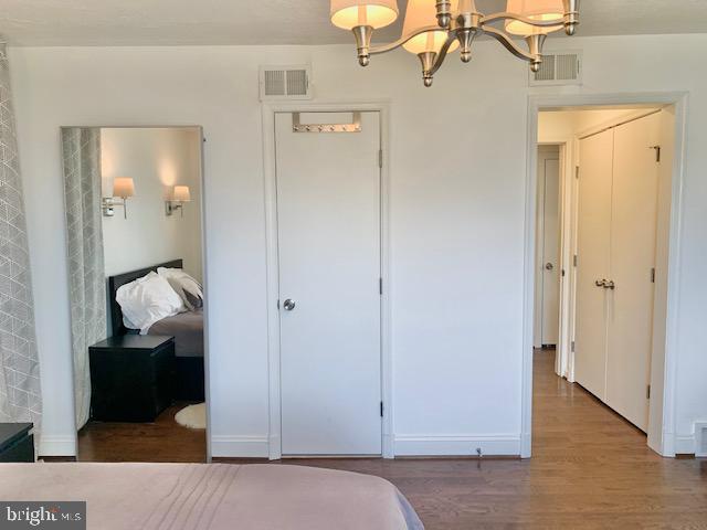LOCUST HILL ESTATES - Residential Lease