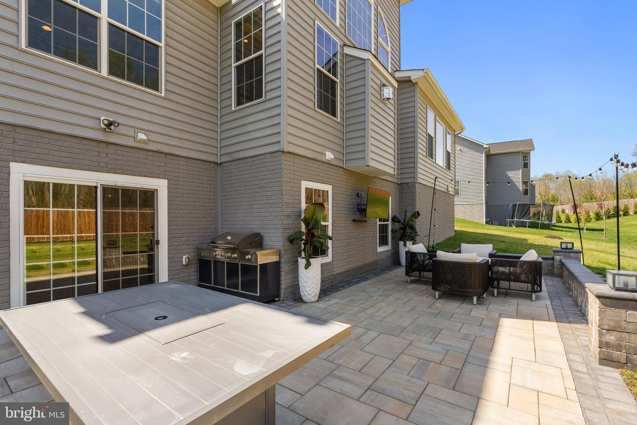 FAIRVIEW MANOR - Residential