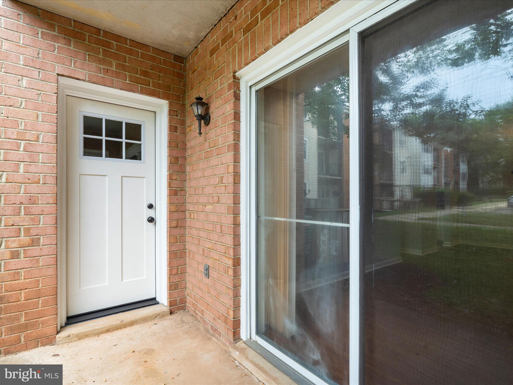 FLOWER HILL - Residential