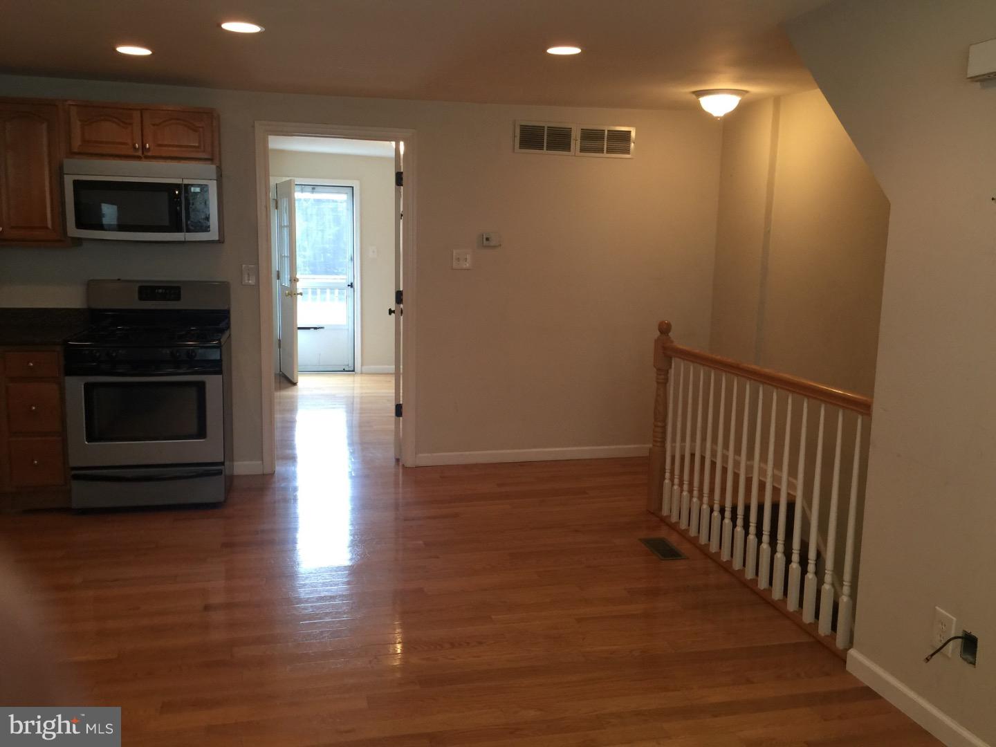 OLDE KENSINGTON - Residential Lease