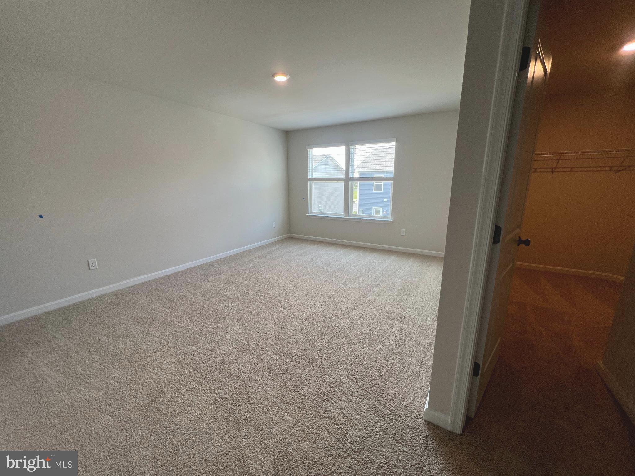 VALLEY VIEW - Residential Lease