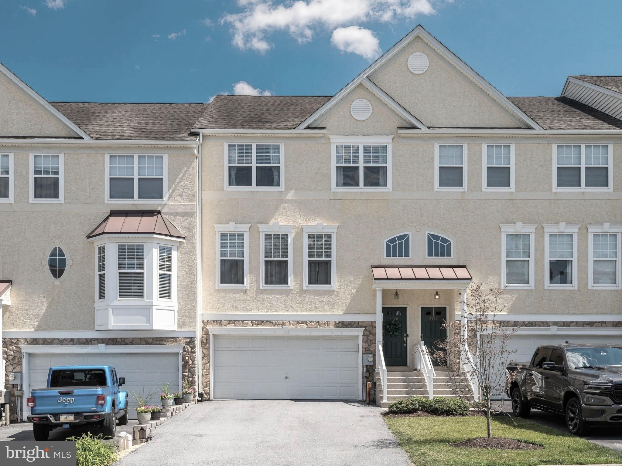 MEWS AT BAILEY STATION - Residential