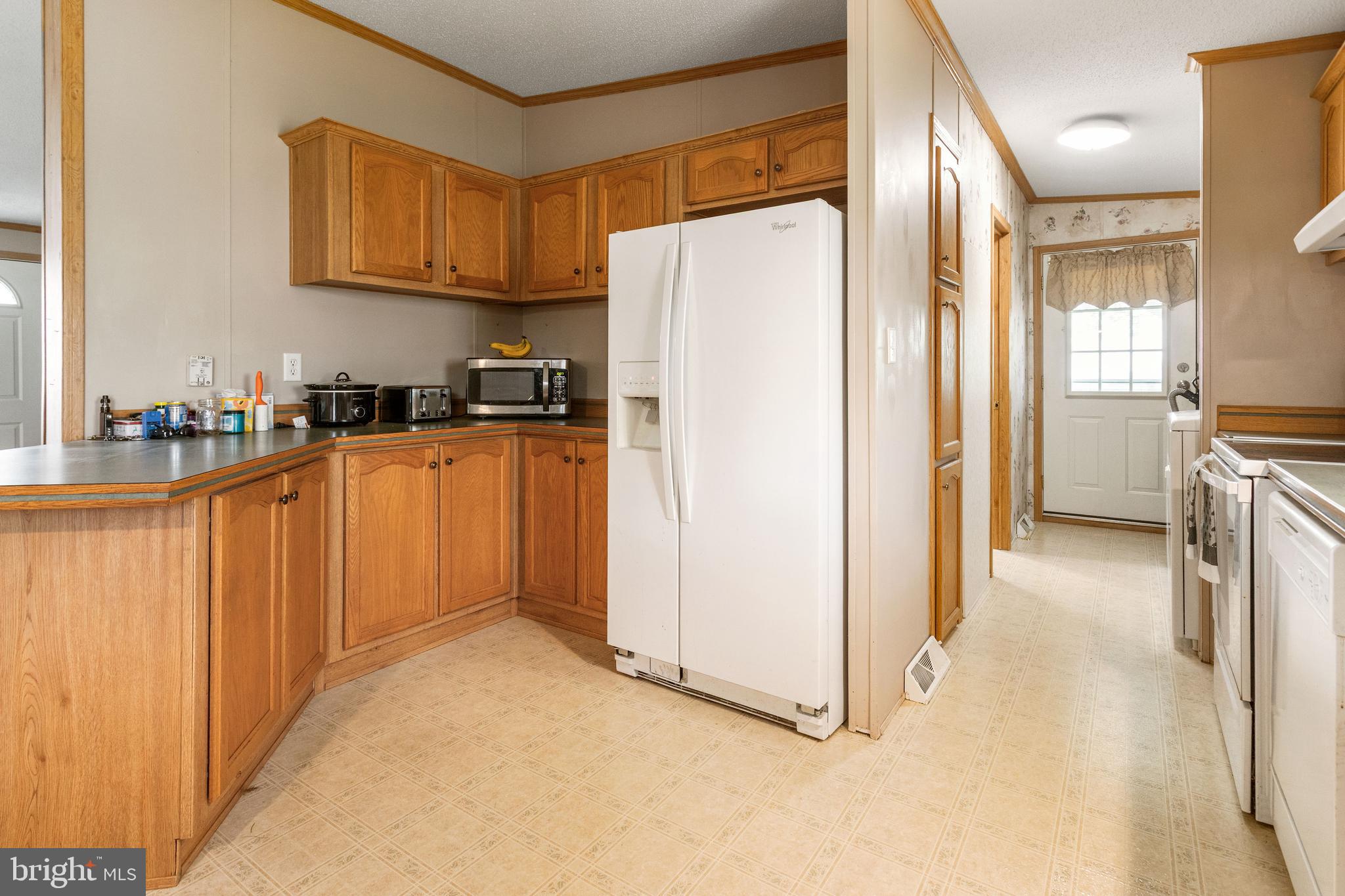 EAGLE VIEW MOBILE HOME PK - Residential