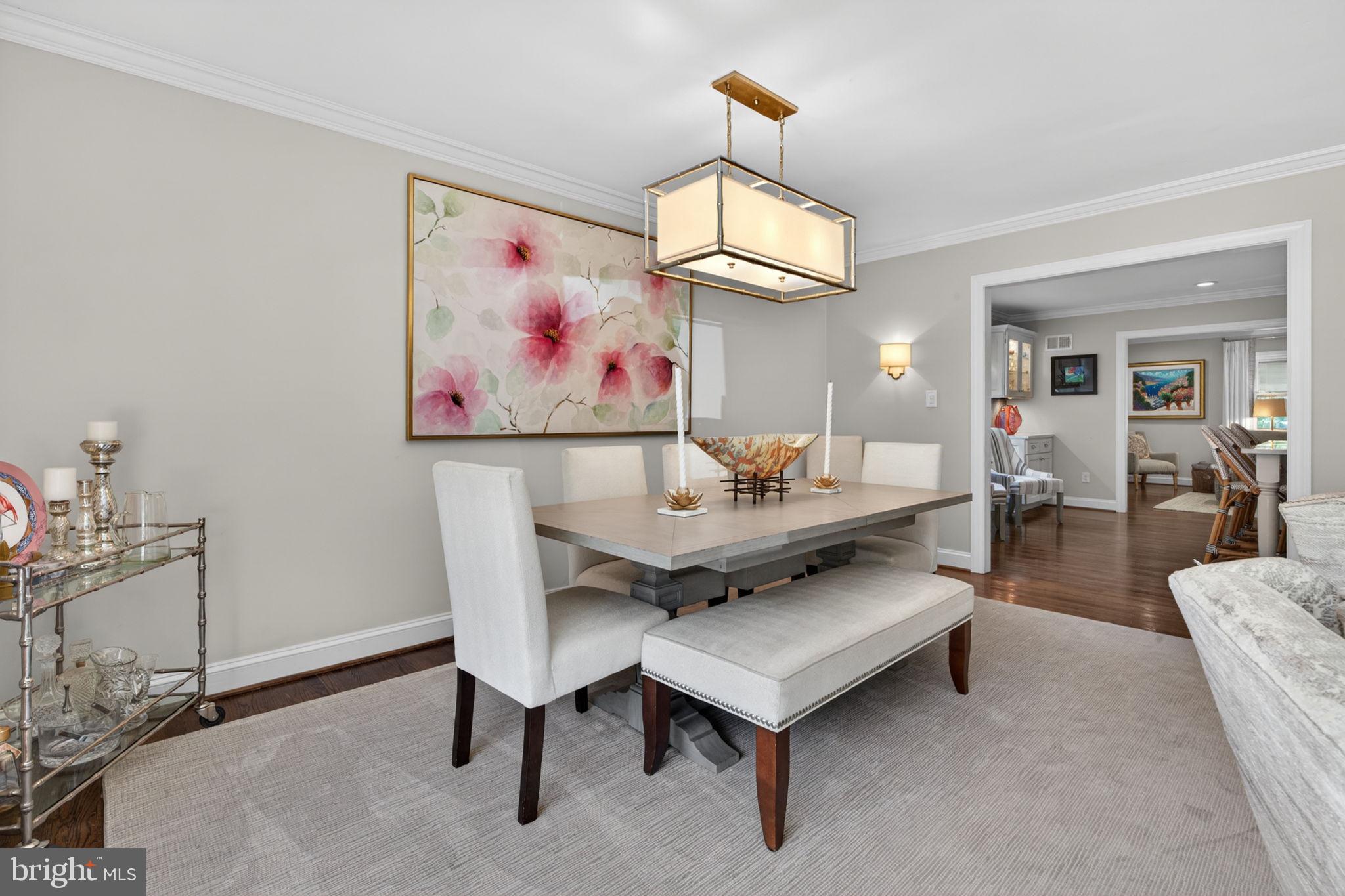 COUNTRY CLUB HILLS - Residential