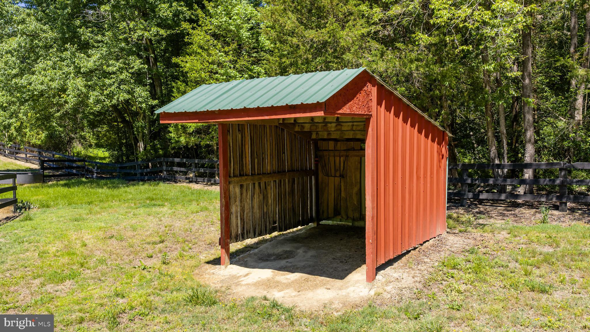 FLYTHE PROPERTY - Farm