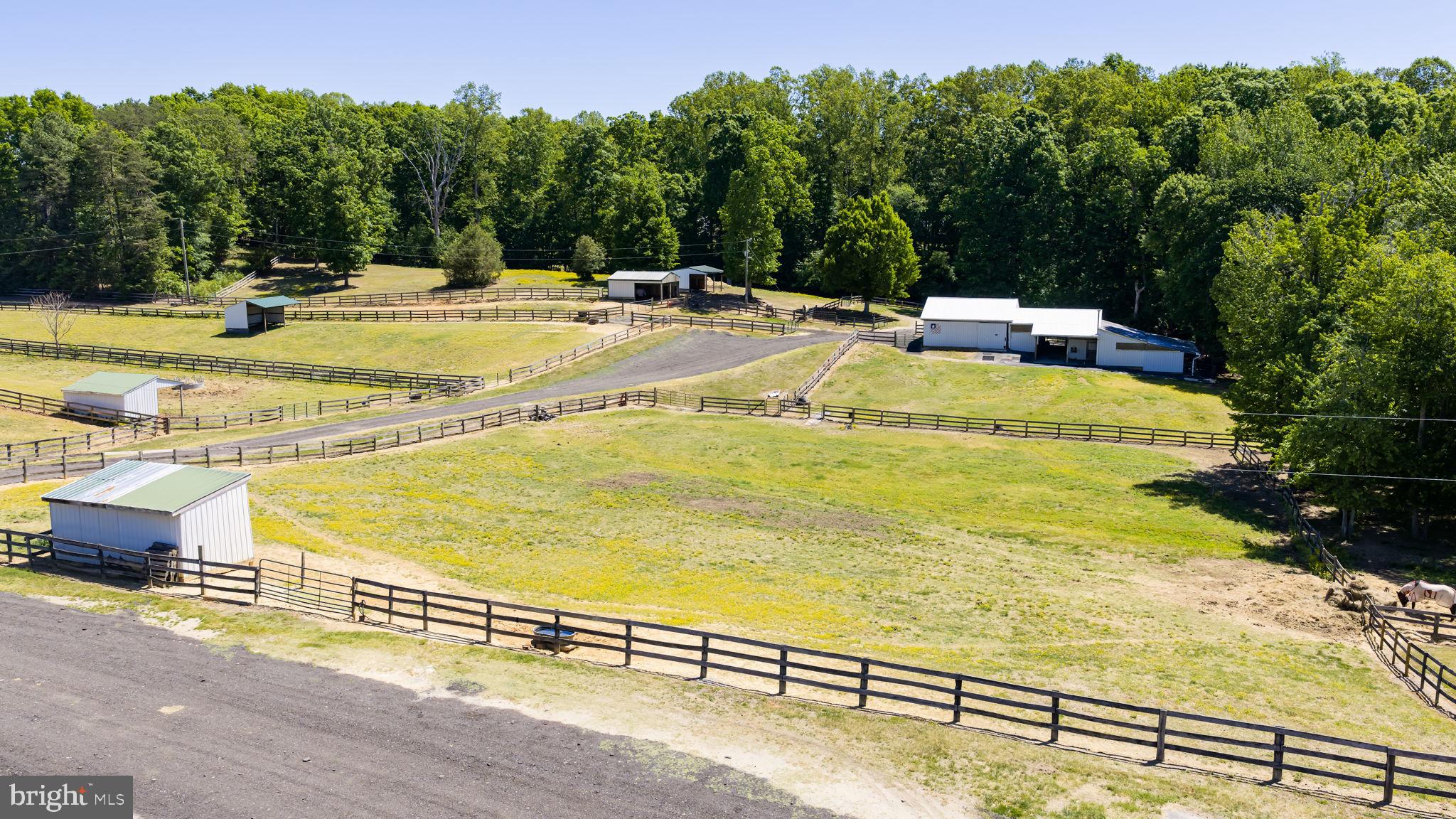 FLYTHE PROPERTY - Farm