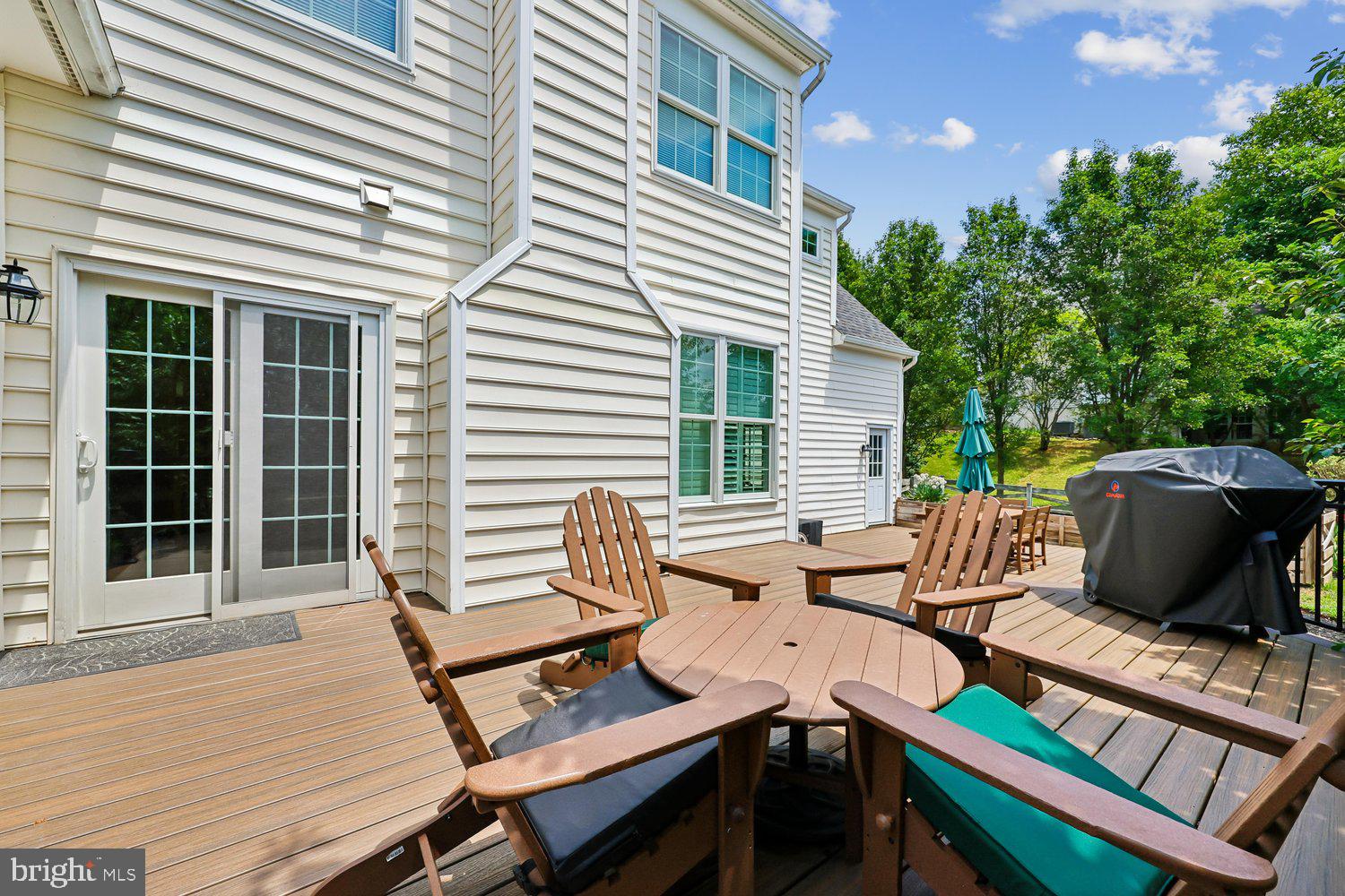 TAYLORSTOWN - Residential