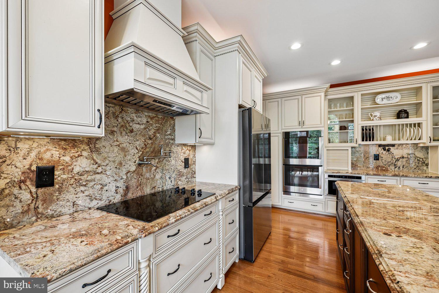 TAYLORSTOWN - Residential