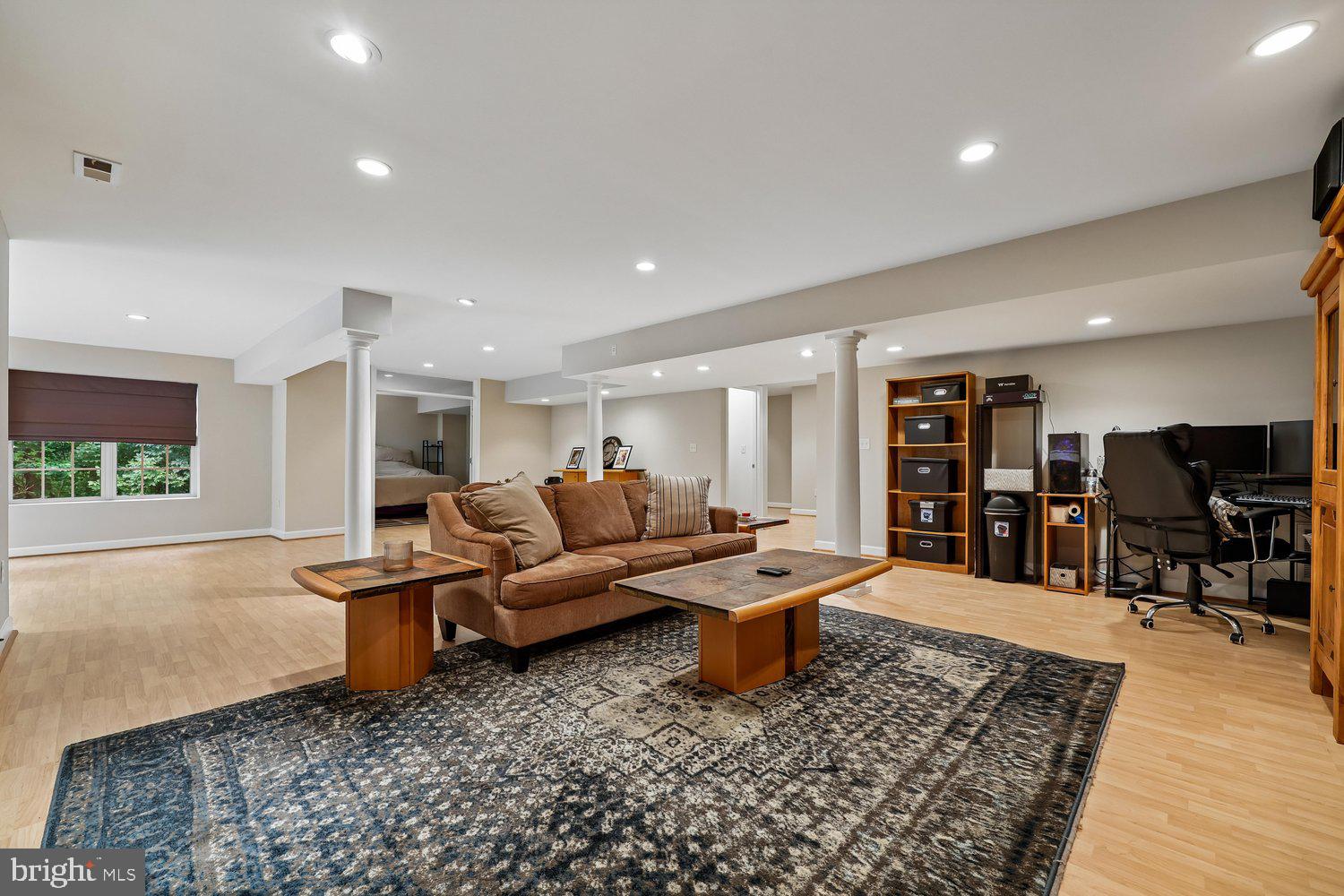 TAYLORSTOWN - Residential