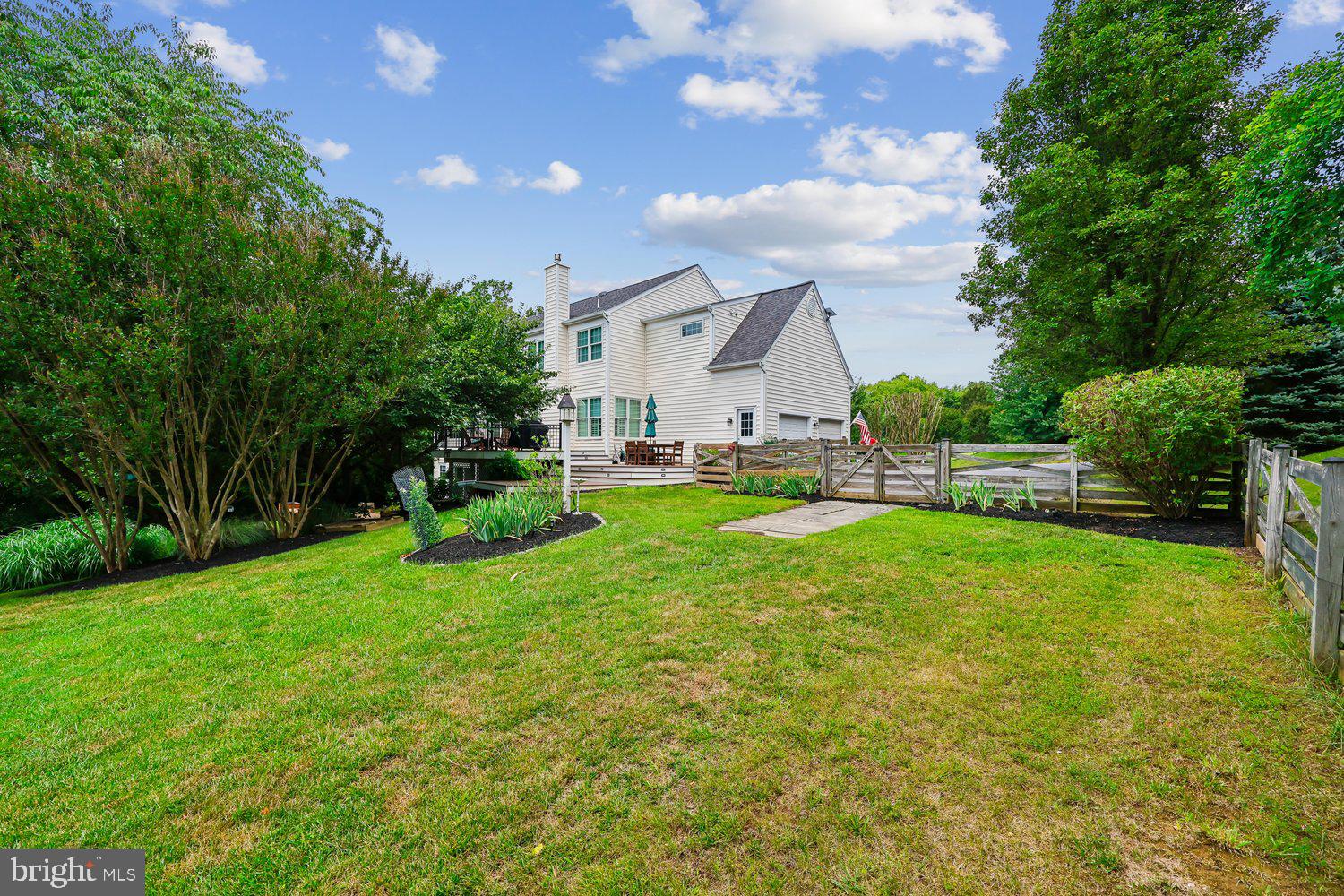 TAYLORSTOWN - Residential