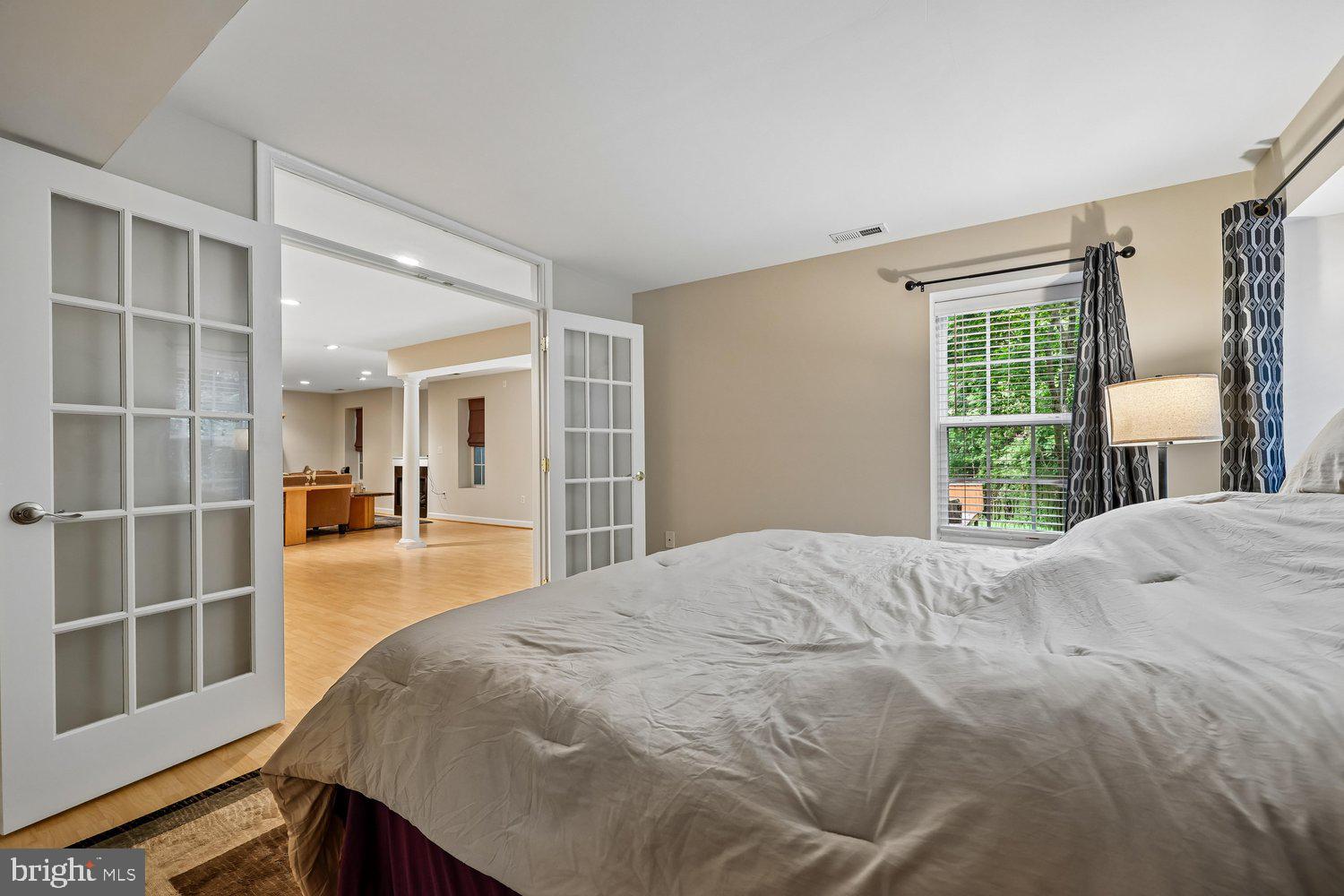 TAYLORSTOWN - Residential