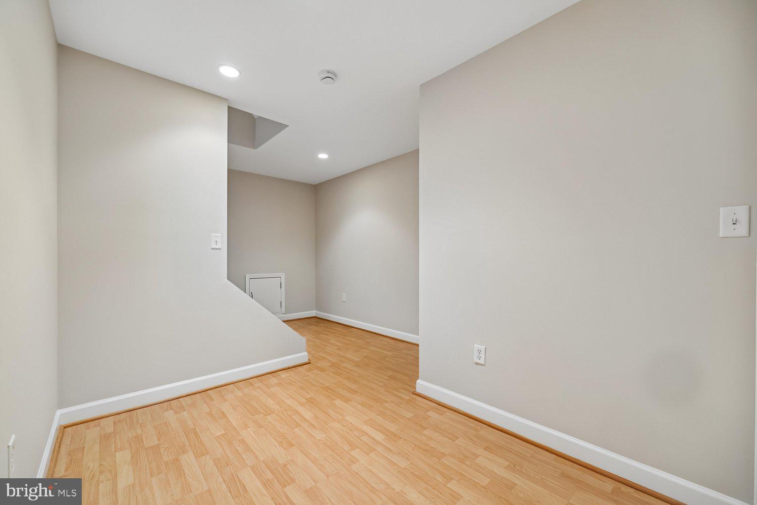 TAYLORSTOWN - Residential